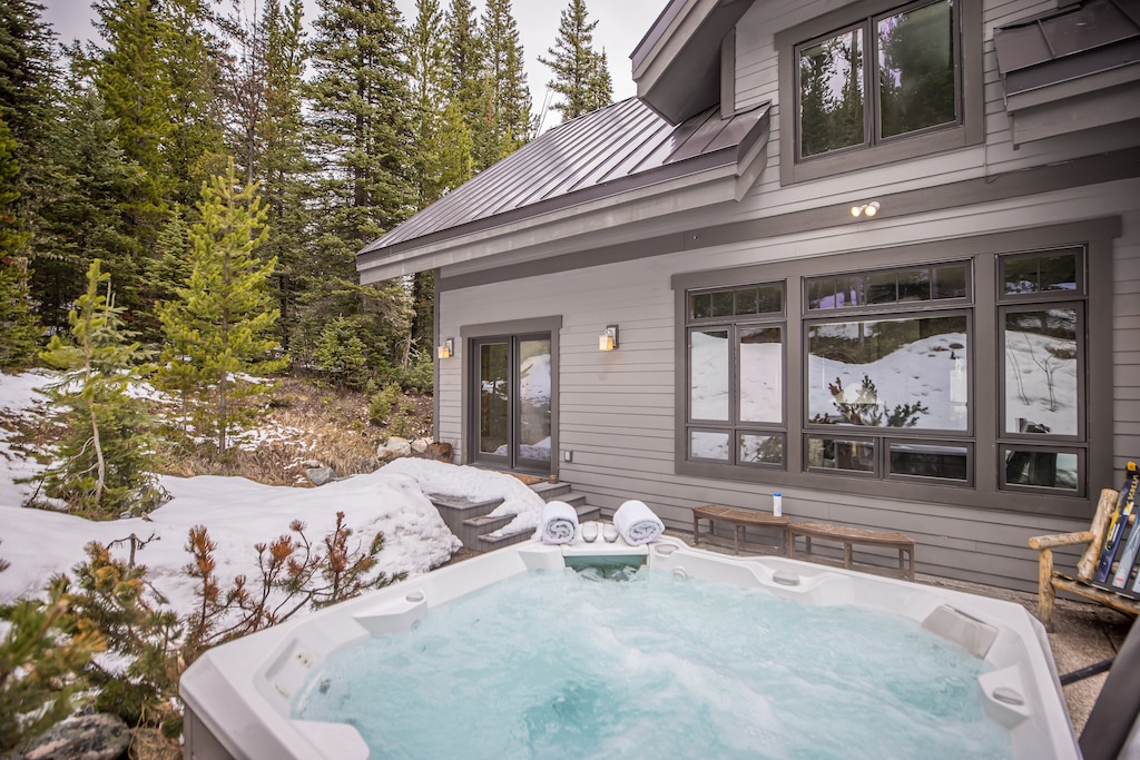 Soak in the private outdoor hot tub!
