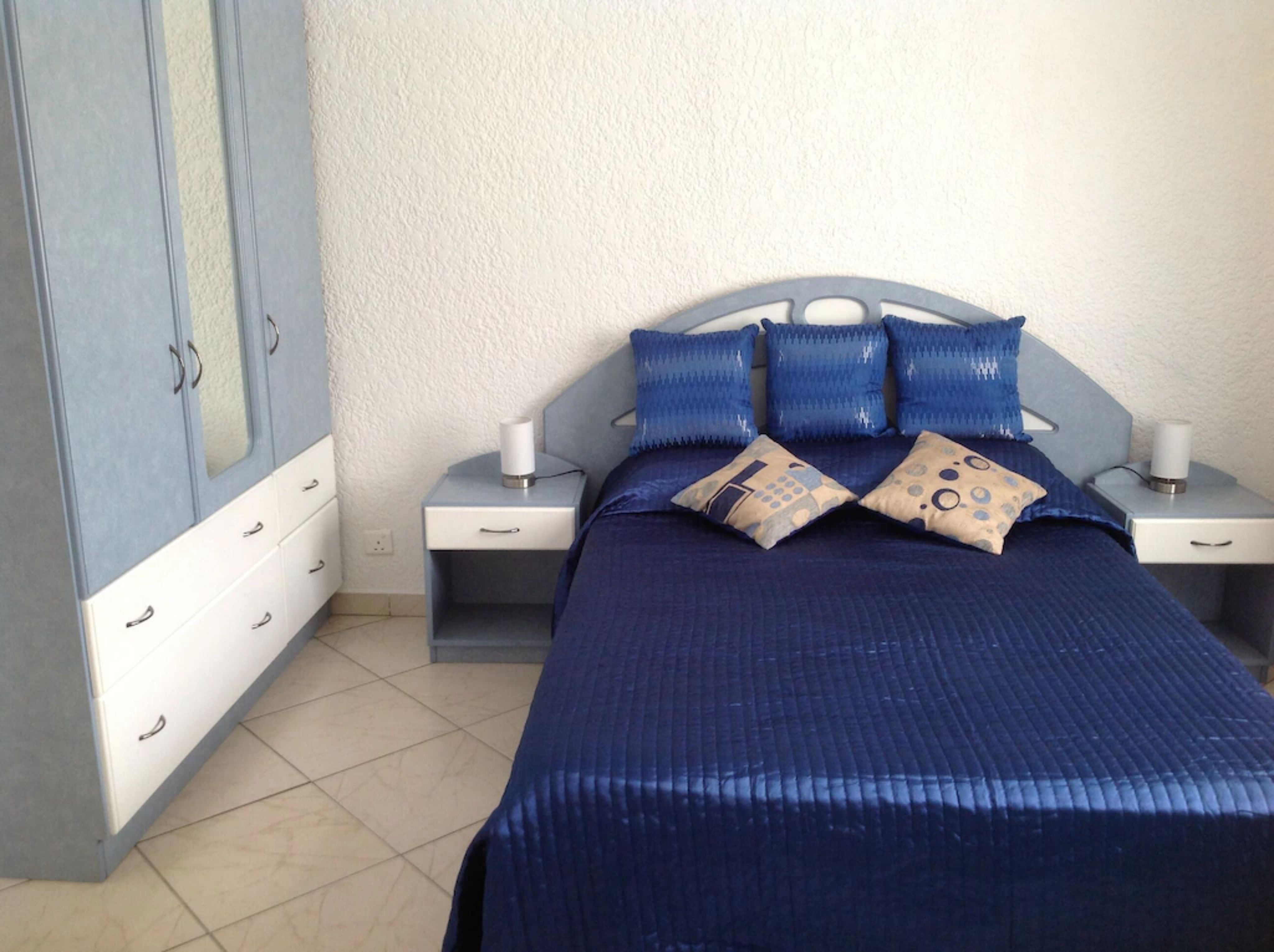 Lovely apartment in Flic en Flac, close to the lovely beach and all amenities.