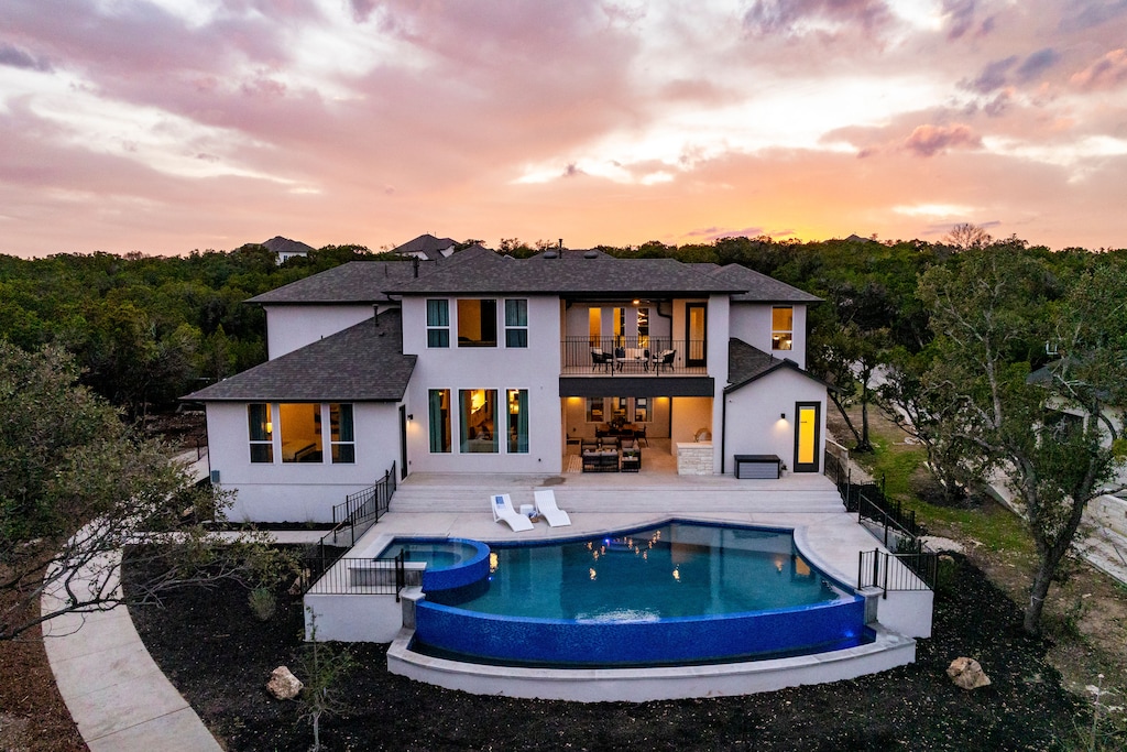 Outdoor Pool View - Walker Luxury Vacation Rentals