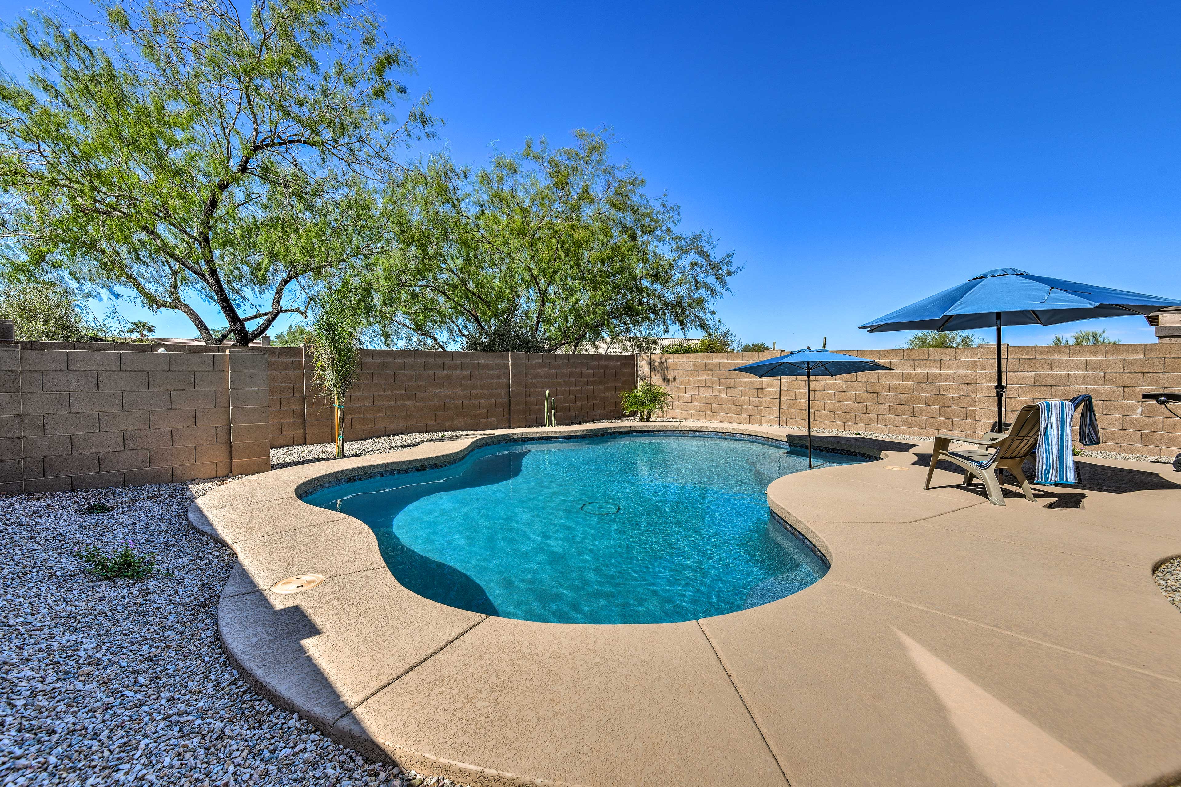 Mtn-View Home w/ Pool & BBQ in Gold Canyon