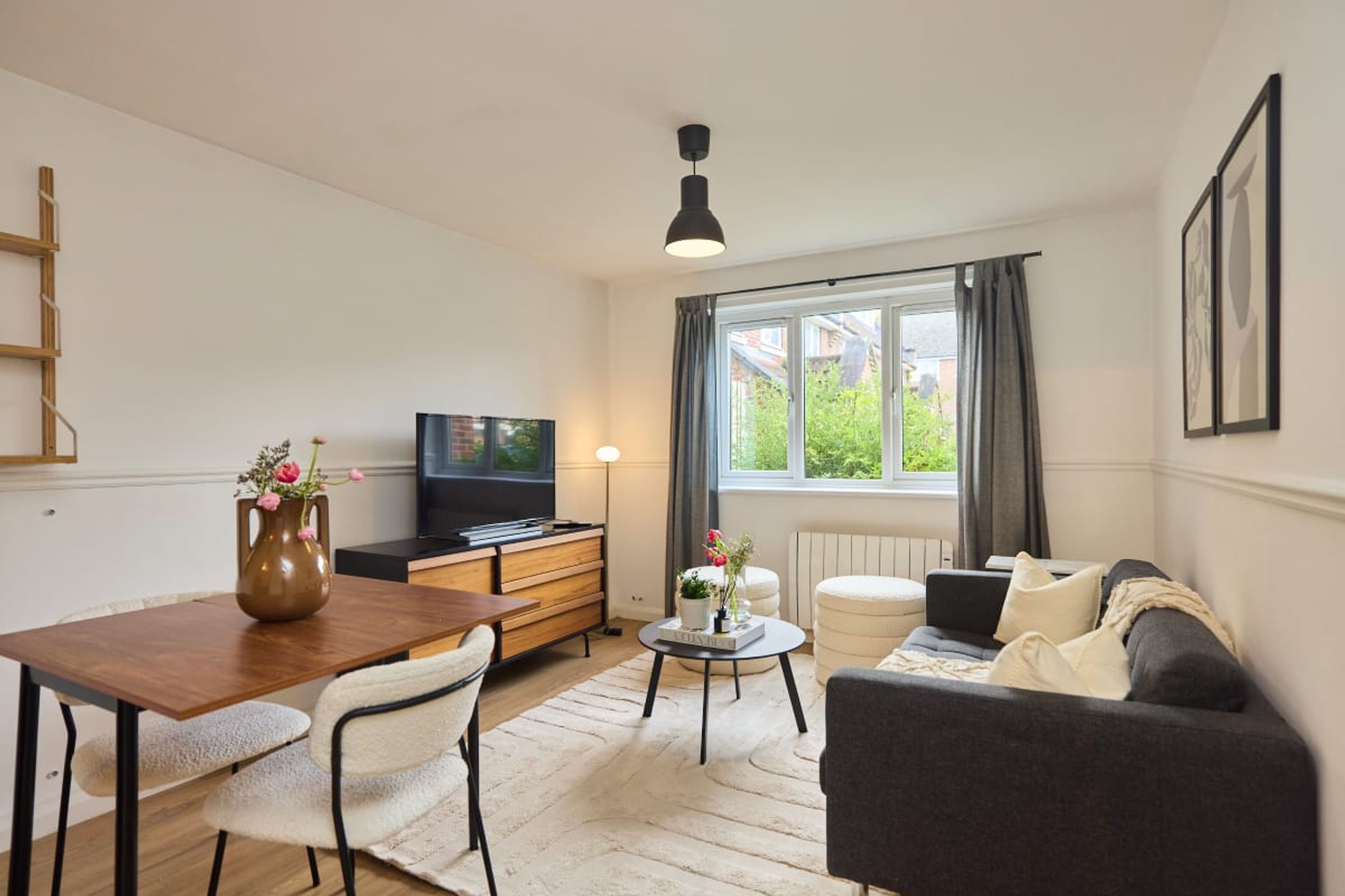 Property Image 1 - The Hackney Place - Spacious 1BDR Flat