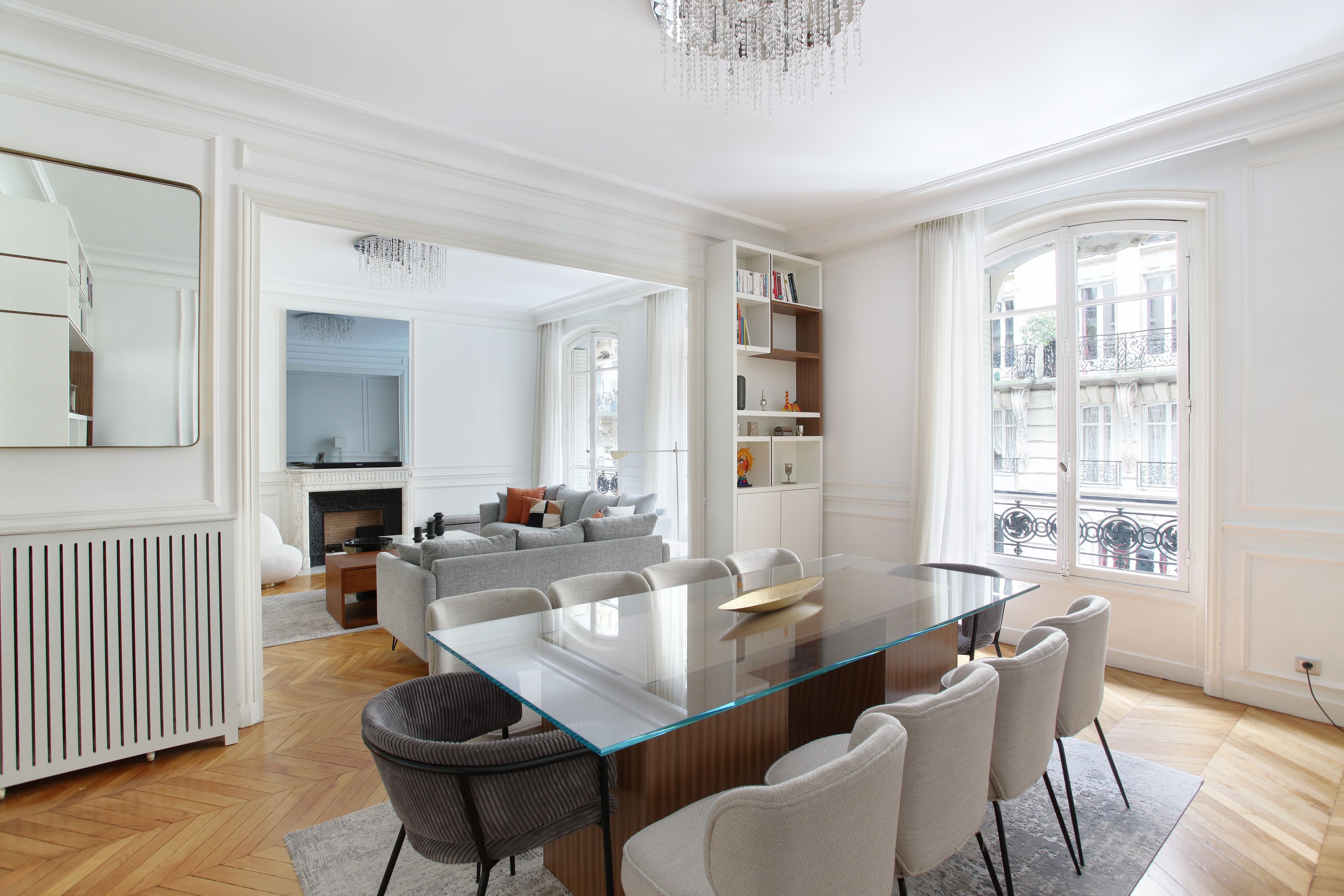 Property Image 2 - 4BR Residence Close to Arc de Triomphe: Your Home in Paris