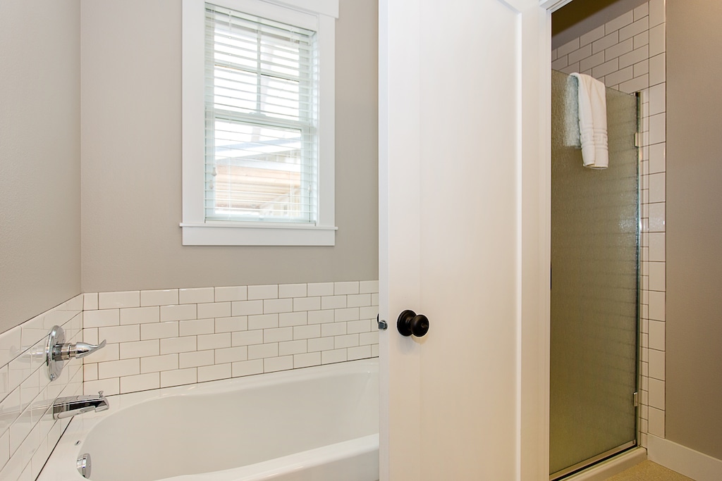 Main floor private full bathroom