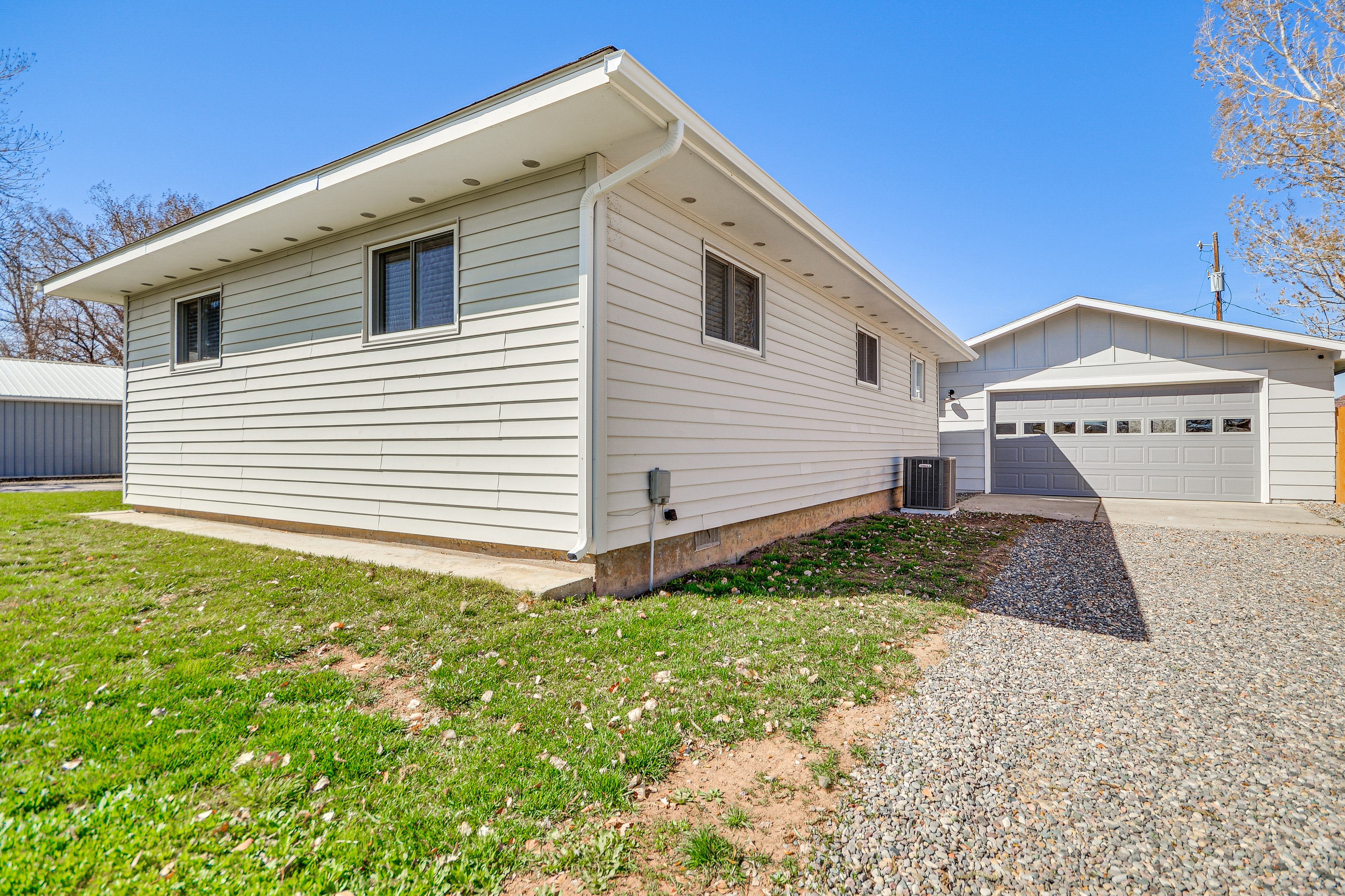 Cozy Thermopolis Home w/ Bighorn River Access