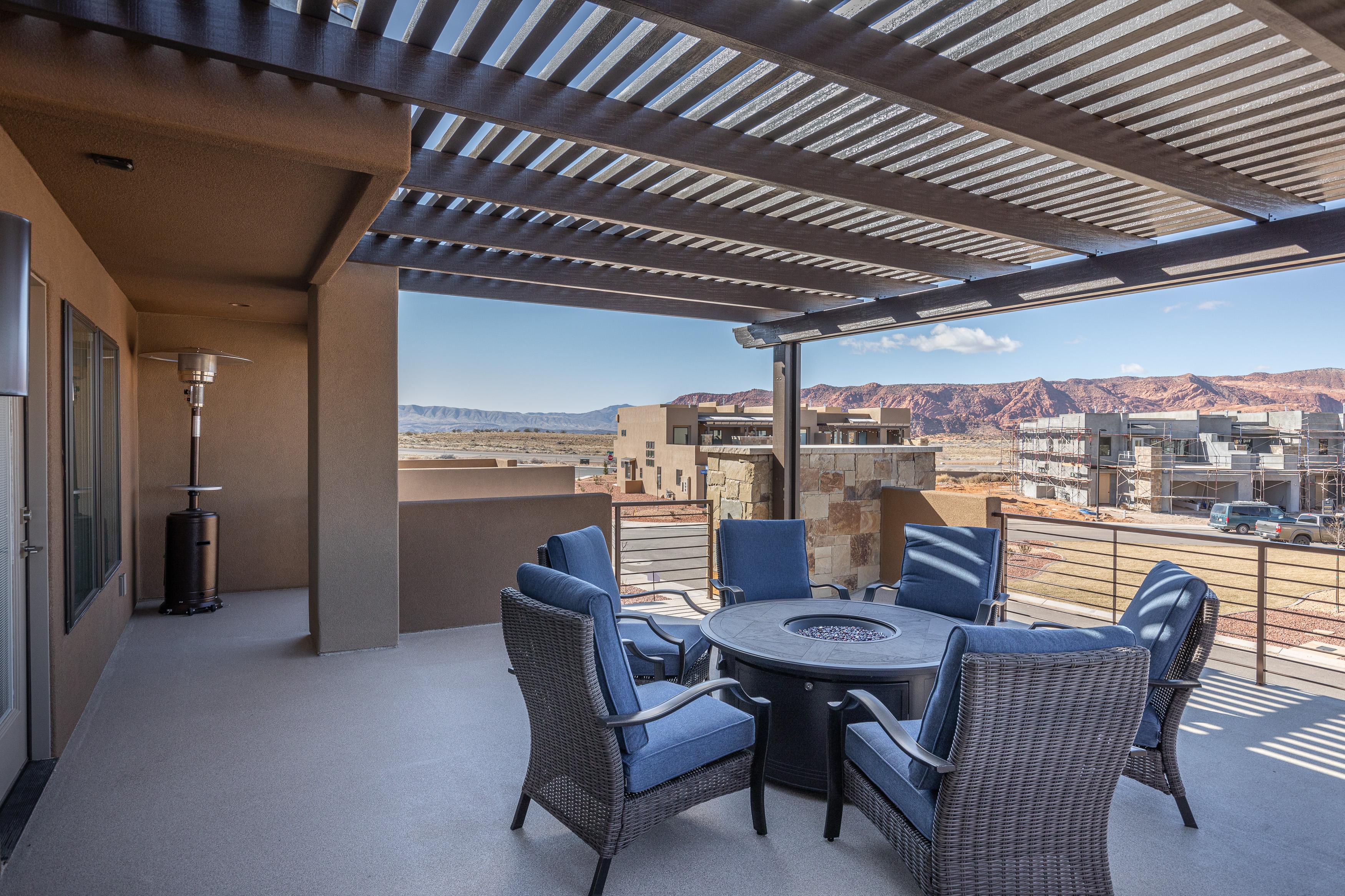 The views from the Front Patio are breathtaking and overlook the majestic red rock formations of Snow Canyon State Park