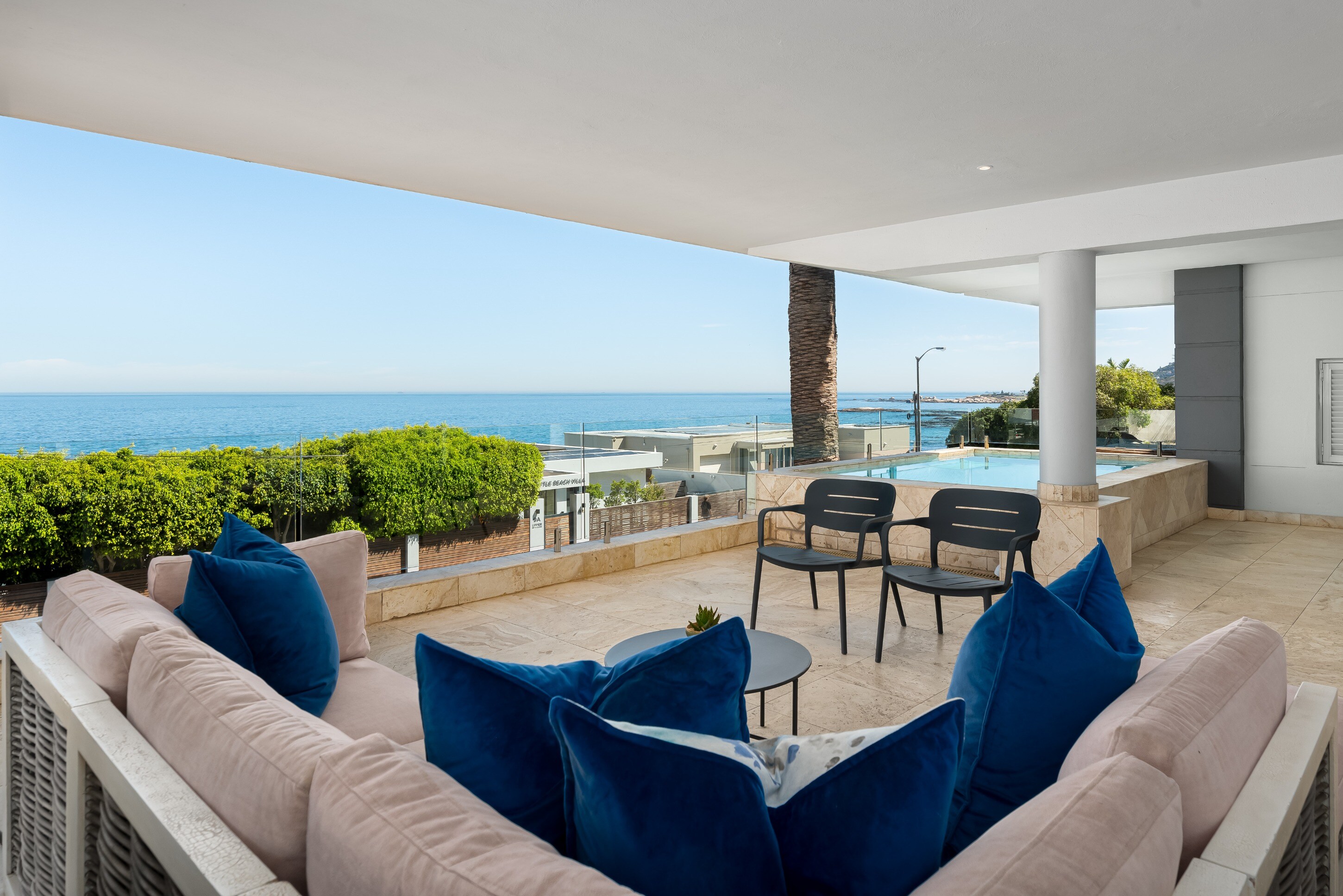 Property Image 1 - Lux 3 Bedroom Camps Bay | Private Pool | Sea View