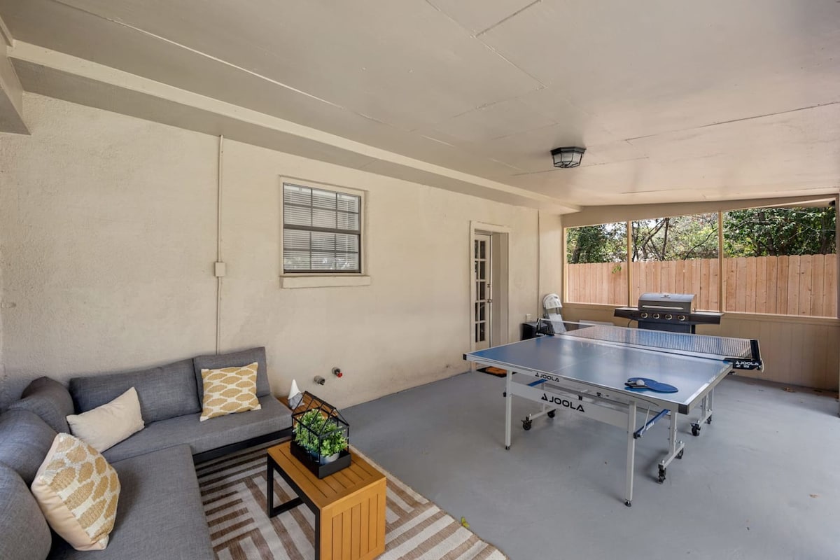 Patio with Ping Pong, BBQ and Seating