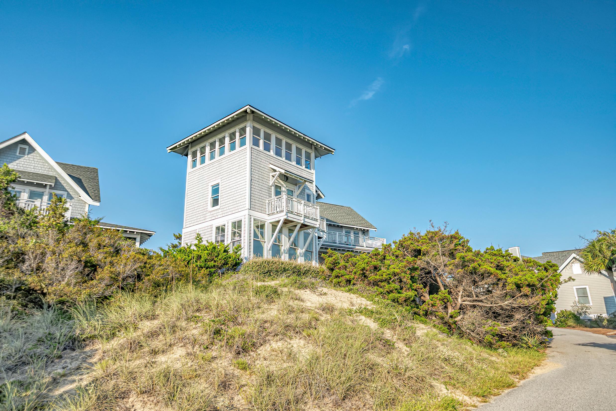 Steps to Beach 