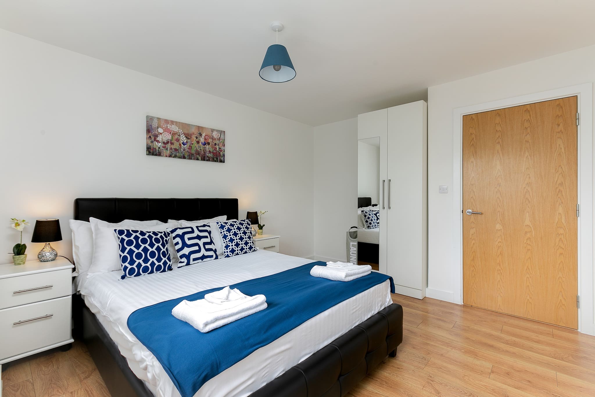 Property Image 2 - Skyvillion - Tower Point Enfield 1bed Wbalcony