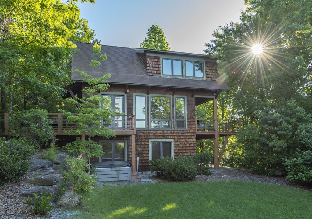 Welcome to Hully Gully at Lake James!