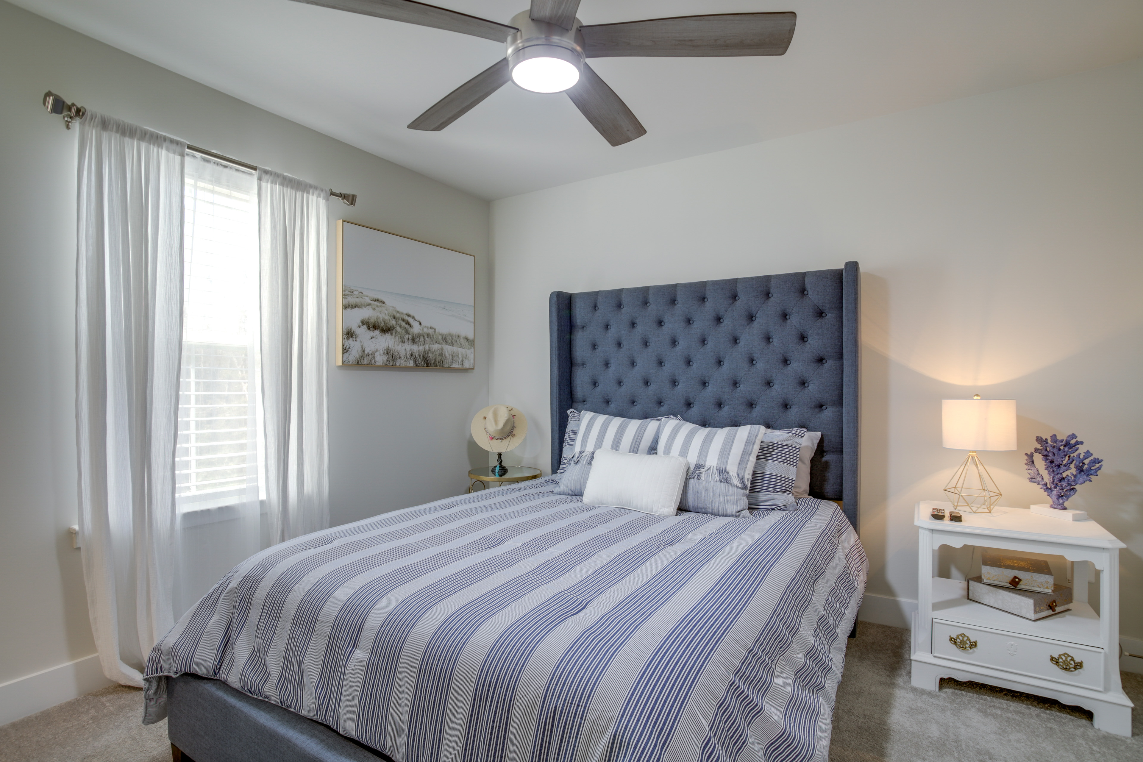 3 Mi to Ocean City Boardwalk: Townhome w/ 2 Decks