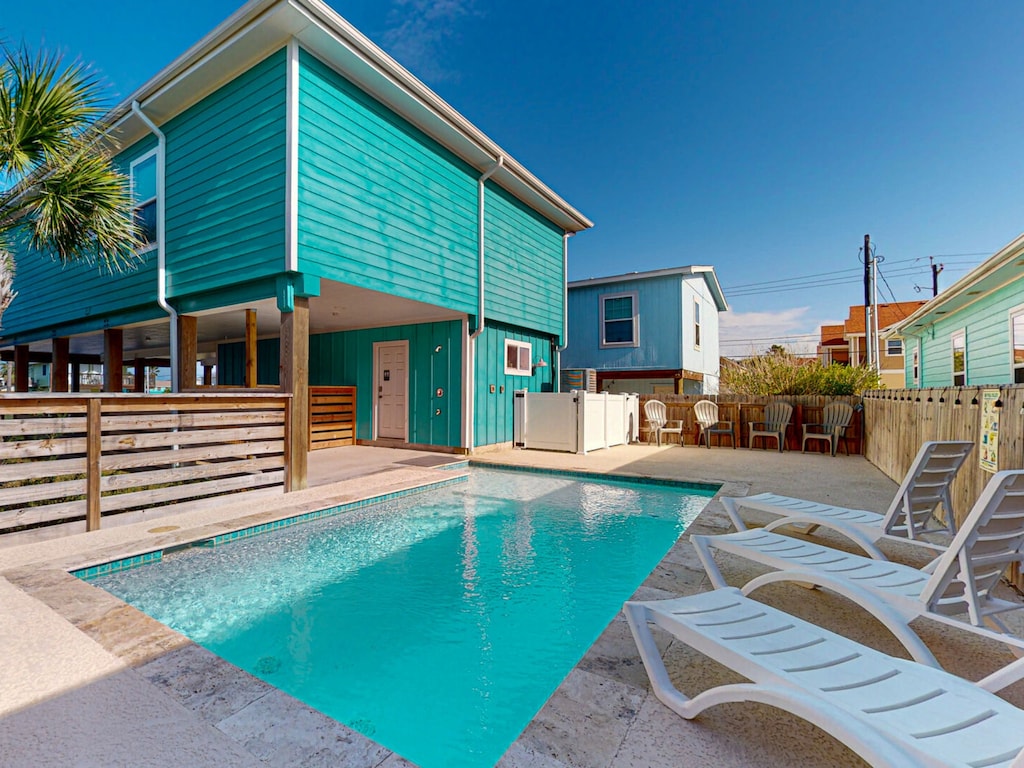 Golf Cart + Beach Gear Credit Included With Your Stay!