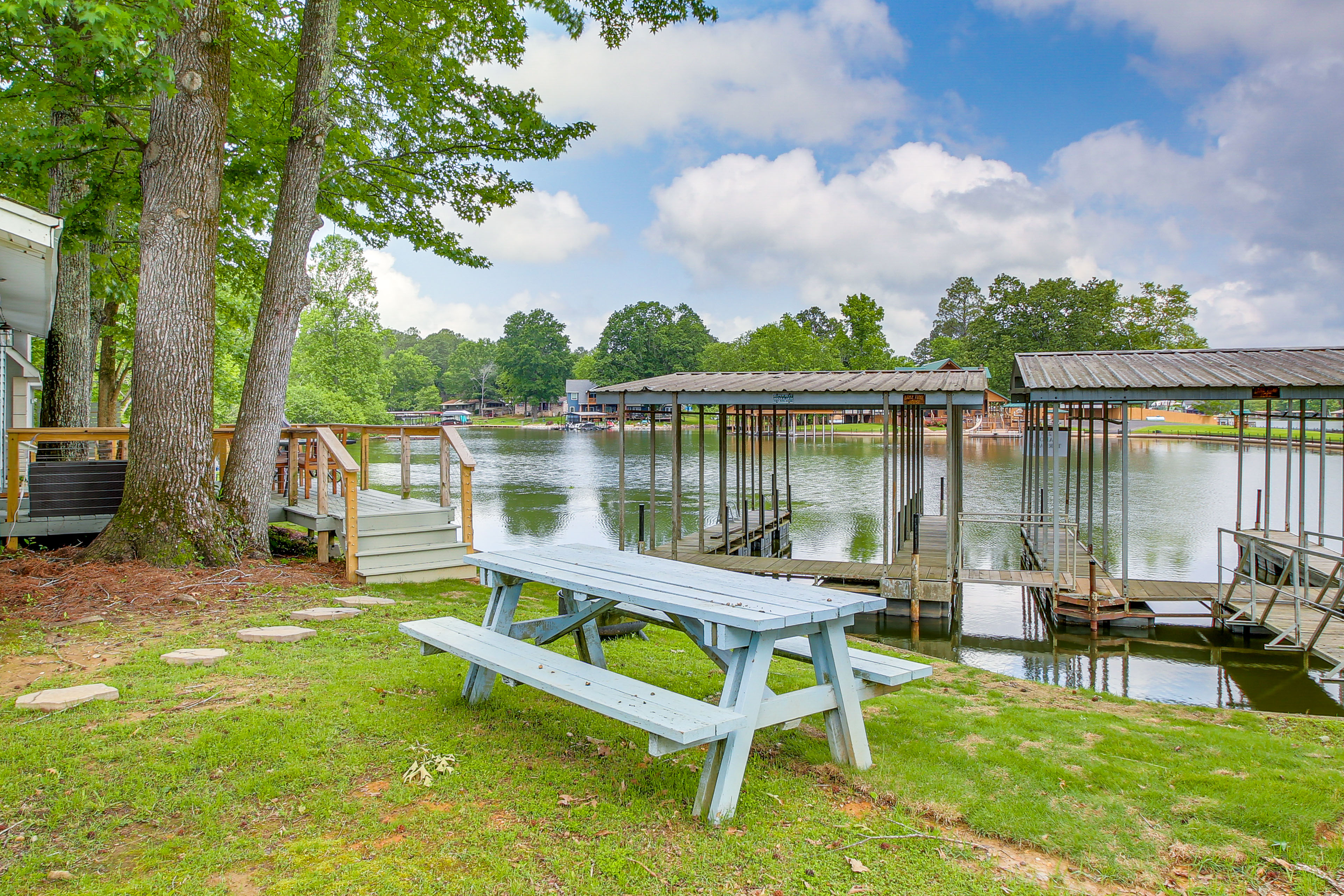 Property Image 2 - Waterfront Home on Lake Hamilton w/ Dock & 2 Decks