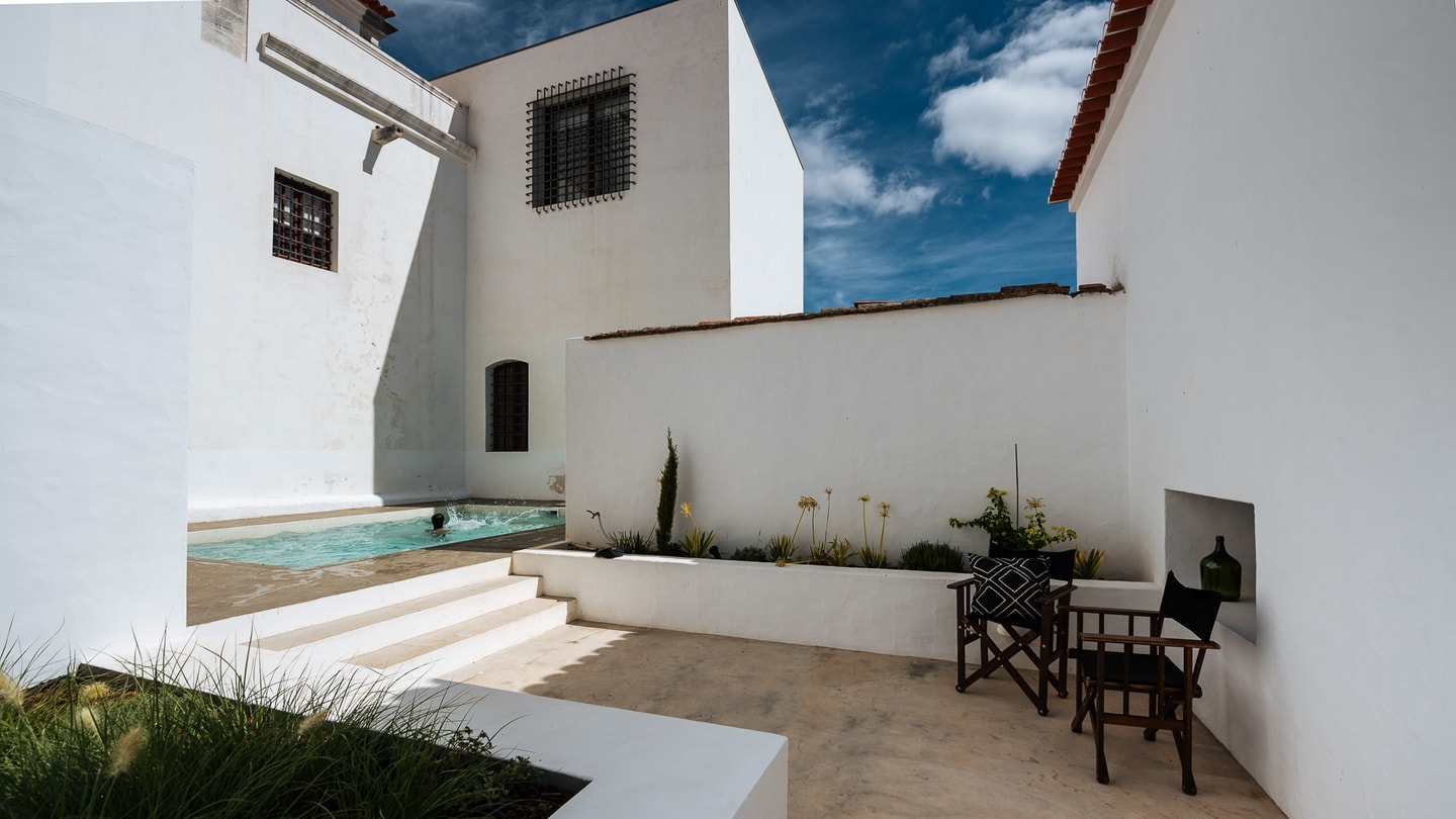 Property Image 1 - A Blissful Home Base for Exploring Authentic Portugal