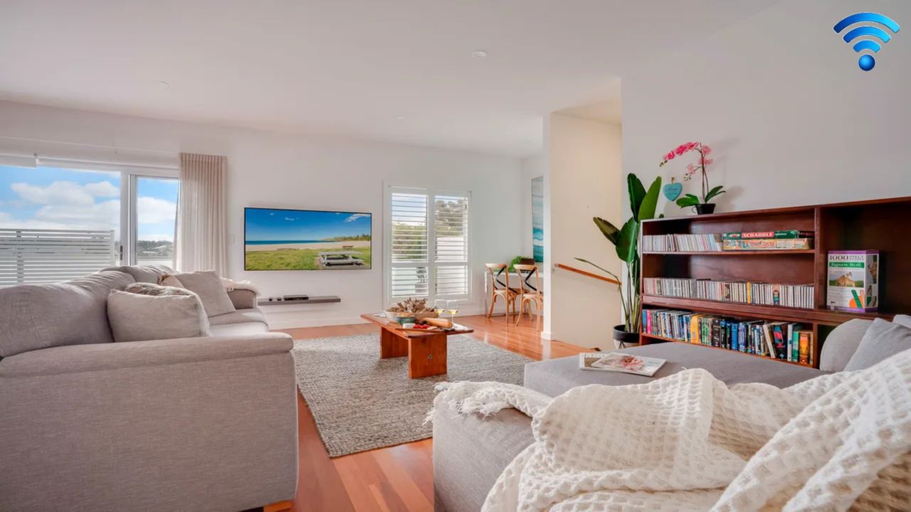 Property Image 1 - Bella K – style and comfort for 8 in a handy location with a choice of beaches nearby