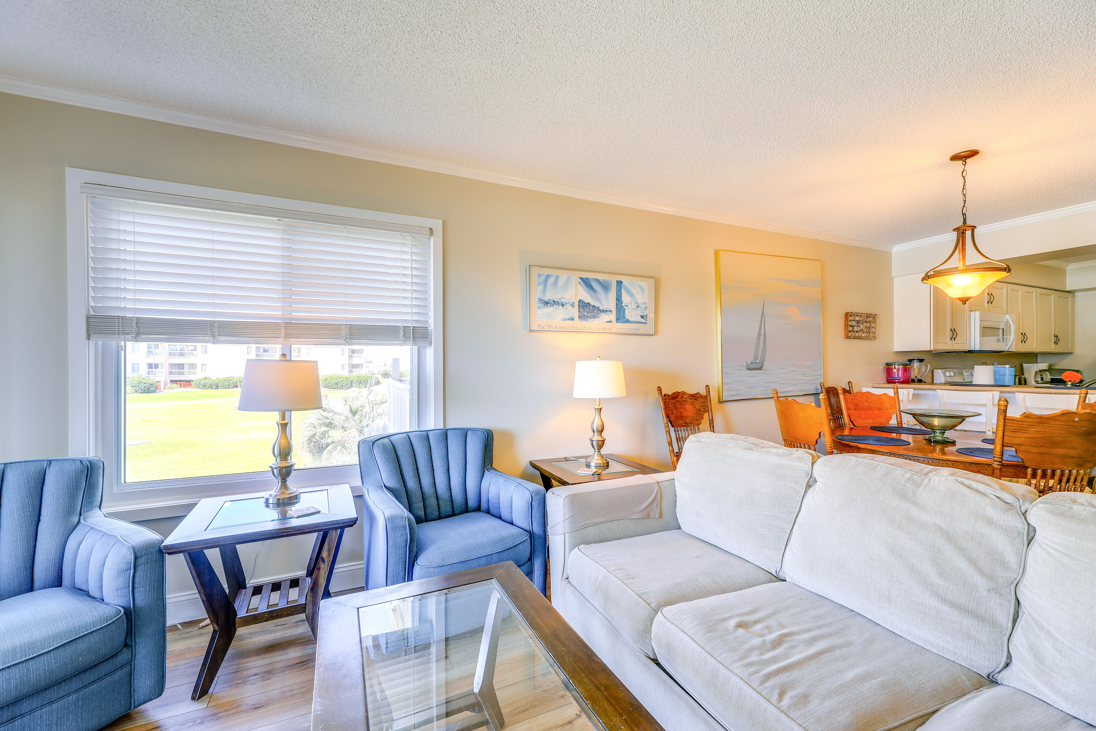 Eclectic Atlantic Beach Condo w/ Amenity Access!