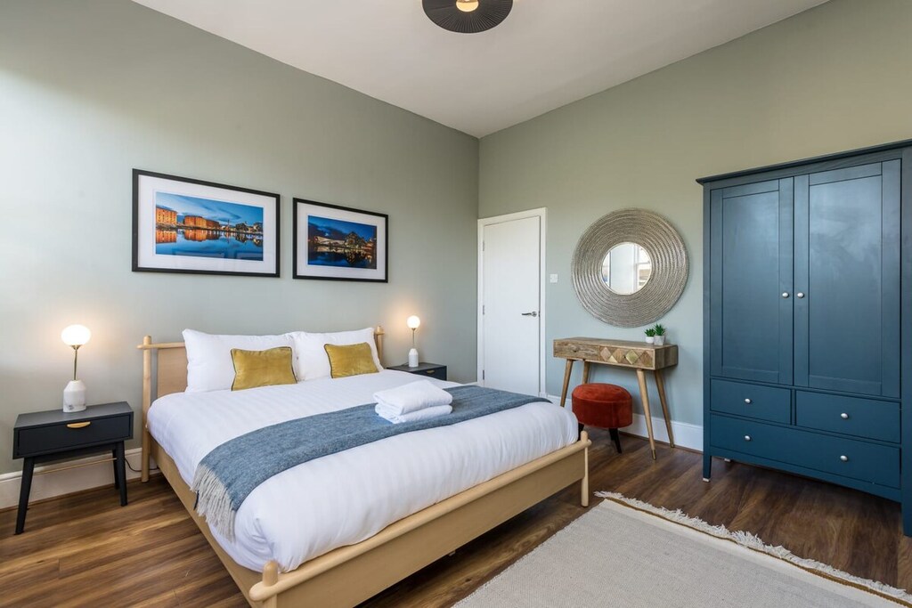 Catharine Quarters II, Liverpool - Host & Stay