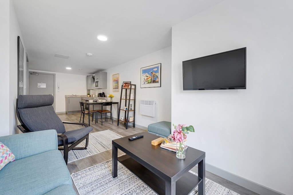 The Roscoe Nest, Liverpool - Host & Stay