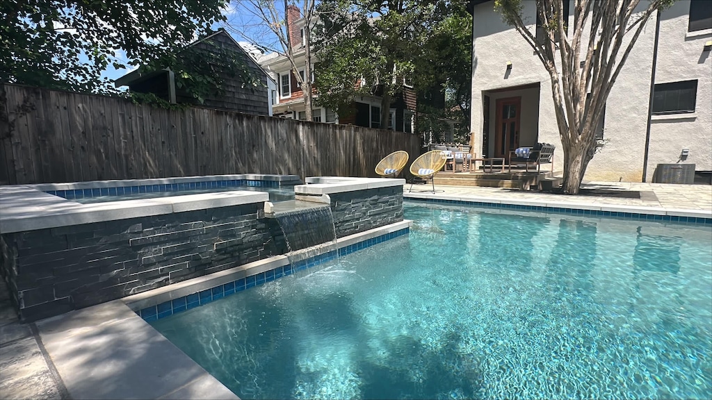 In ground saltwater heated pool + hot tub! 