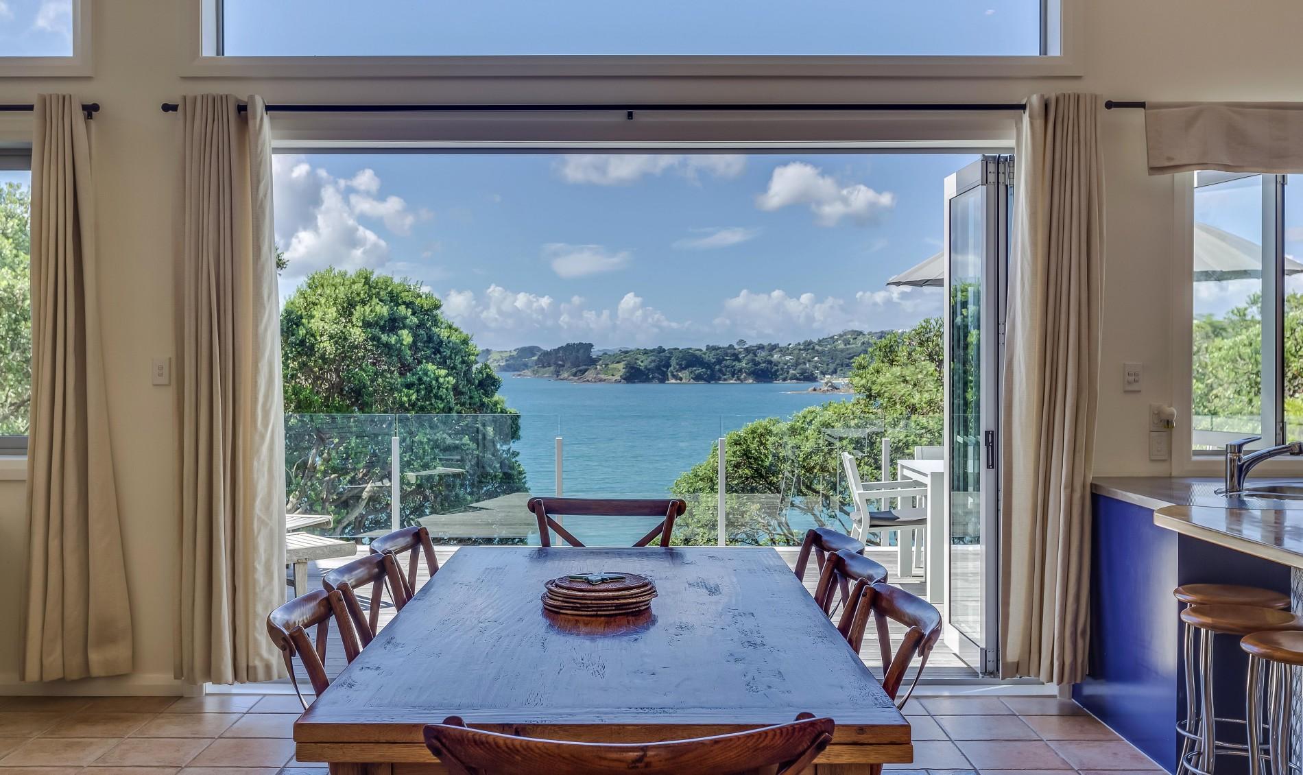 Property Image 1 - Absolute Beachfront - Oneroa Bay