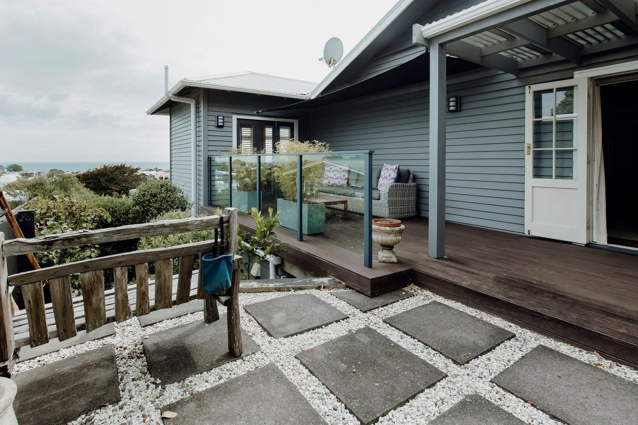 Property Image 1 - The Lookout Central