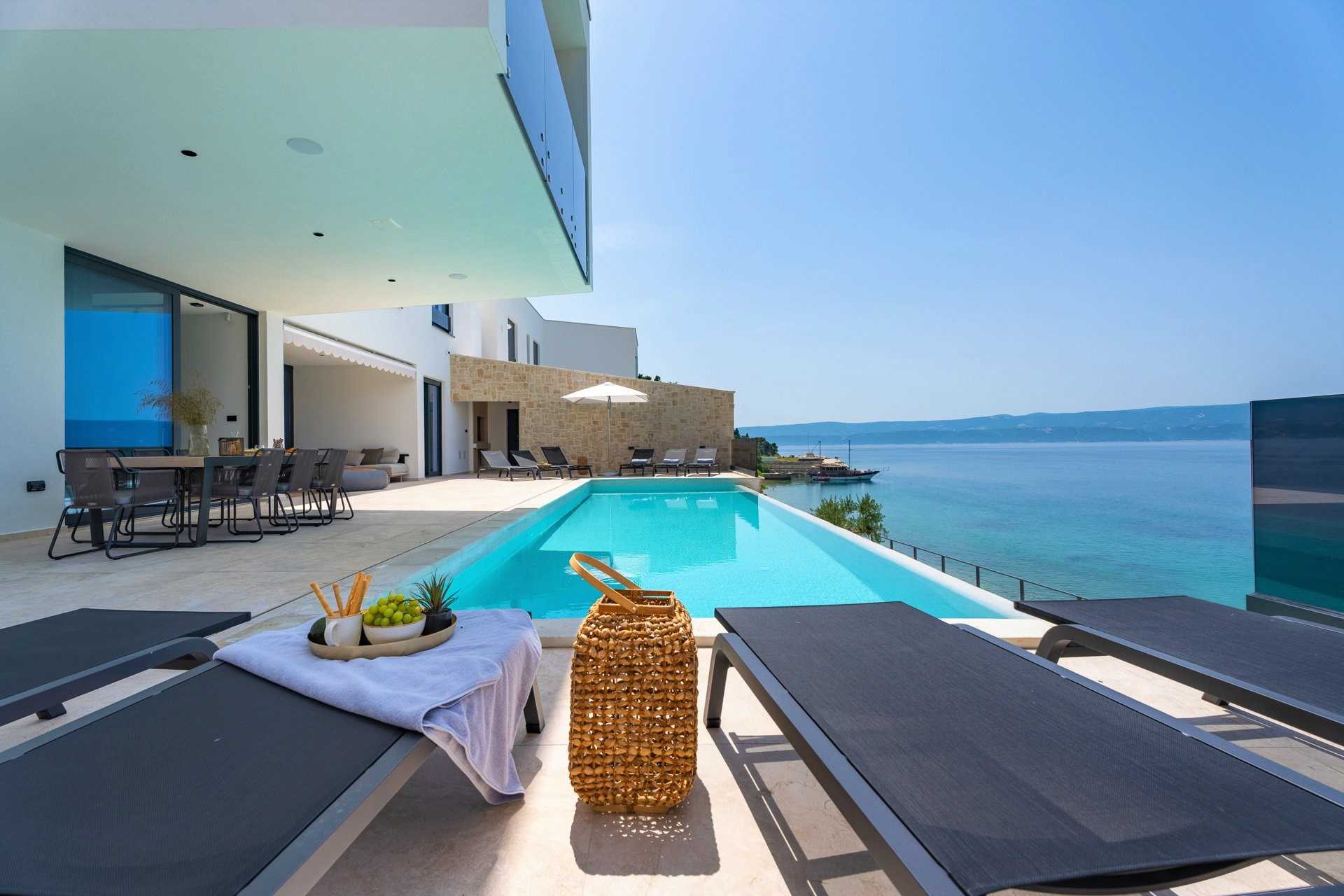 Property Image 1 - Beachfront Villa Cordelia with Pool
