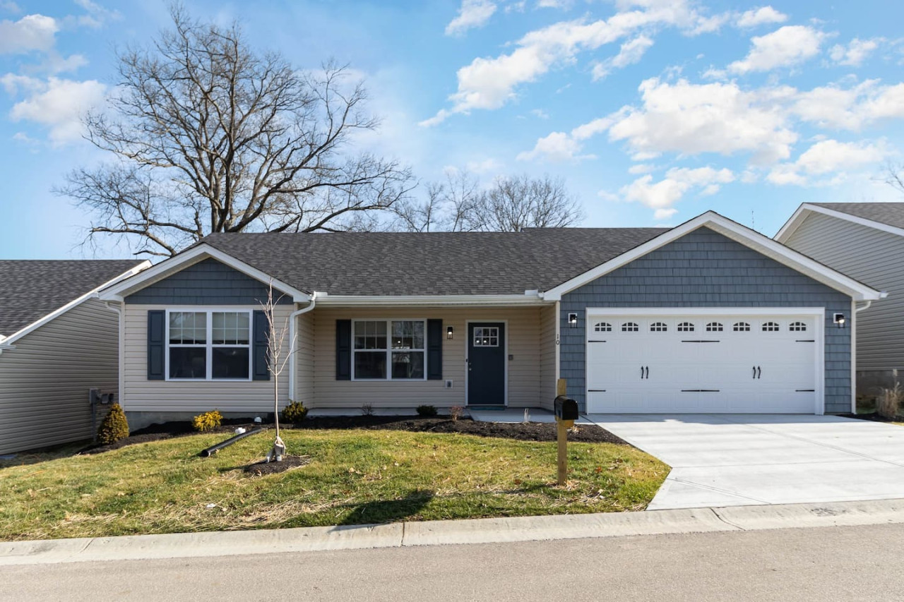 Property Image 2 - Home among the Nook in Hamilton Ohio