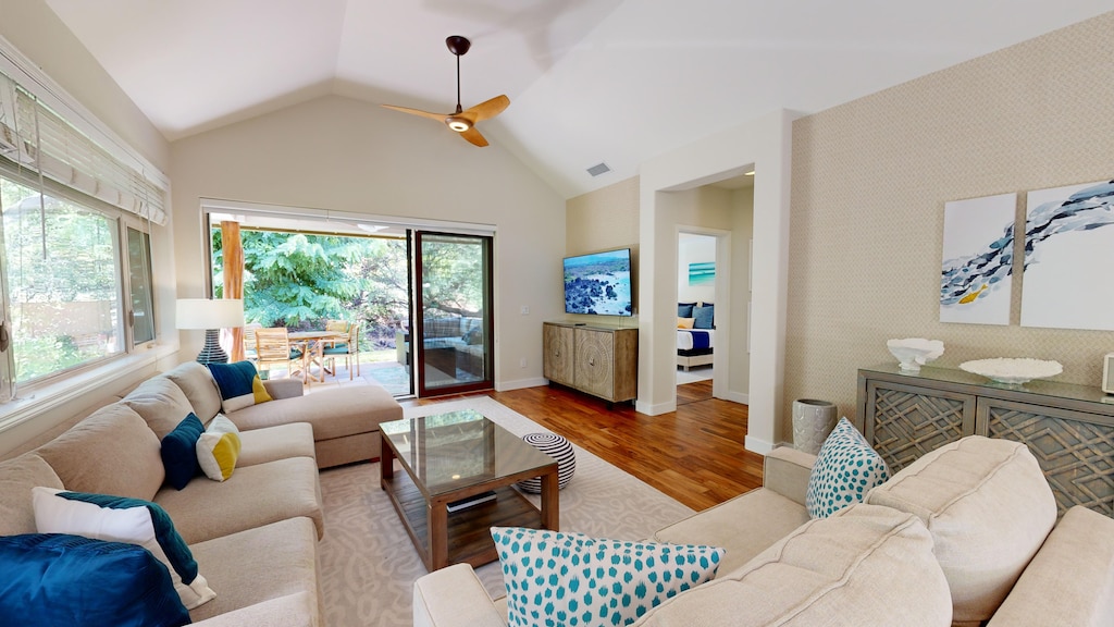 Welcome to Coco Cabana at KaMilo!  Steps from Beautiful Pools and Fitness