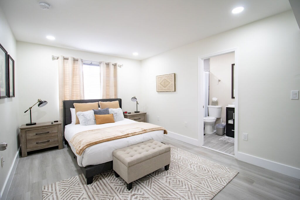 Property Image 2 - Good Vibes Oasis - Cozy townhome with parking