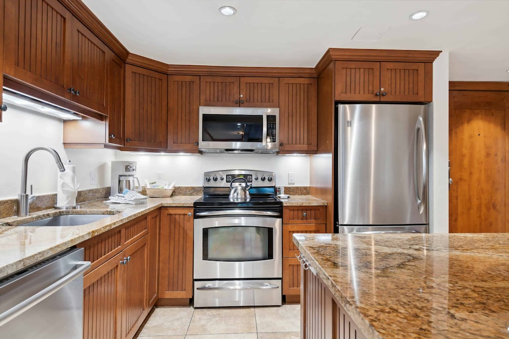 lodgeatlionshead-120-6701_53151249978_o