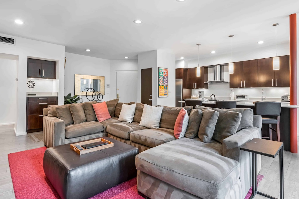 lodgeatlionshead-5-7196_53163934569_o