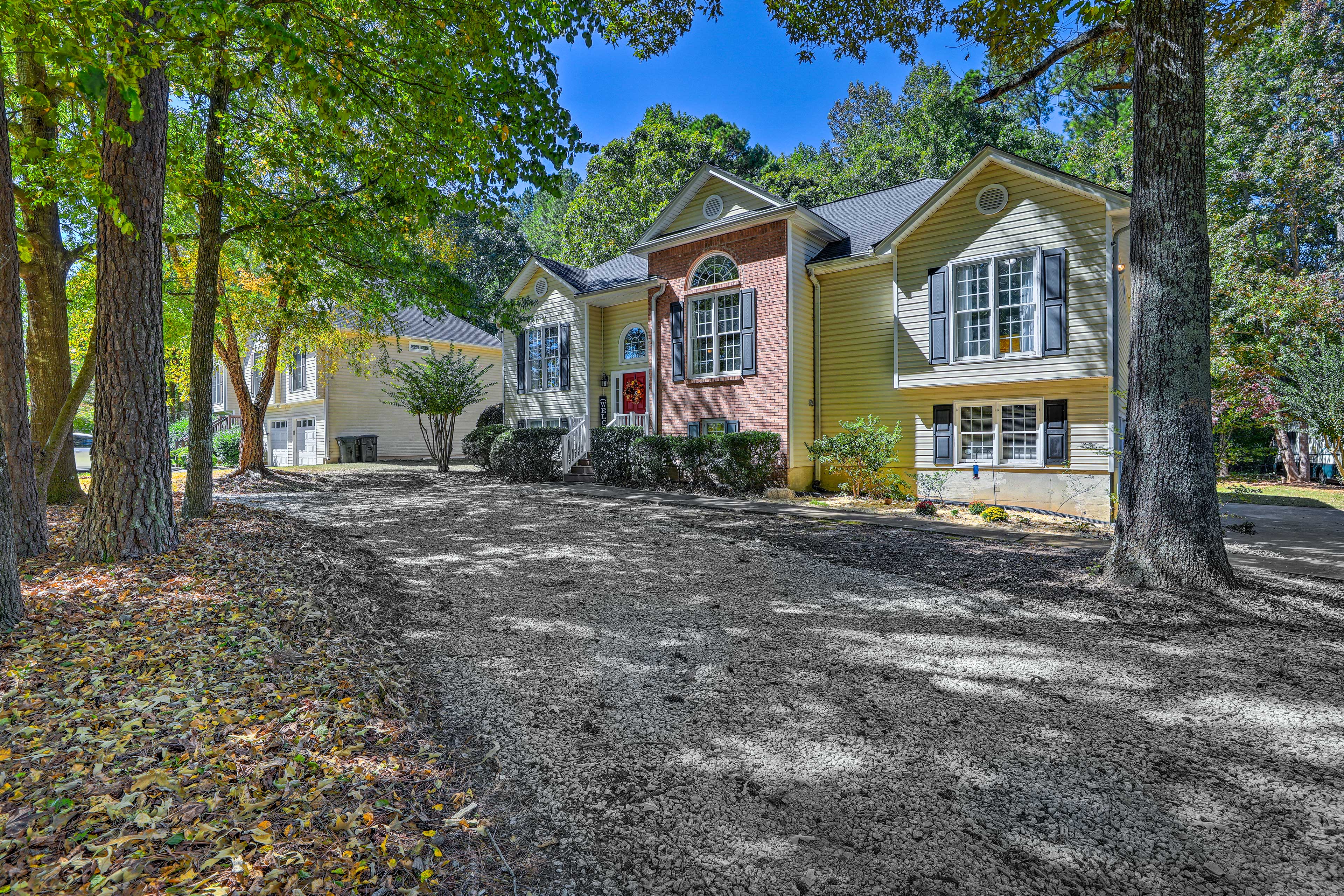 Property Image 1 - Peaceful Dallas Home w/ Deck + Charcoal Grill