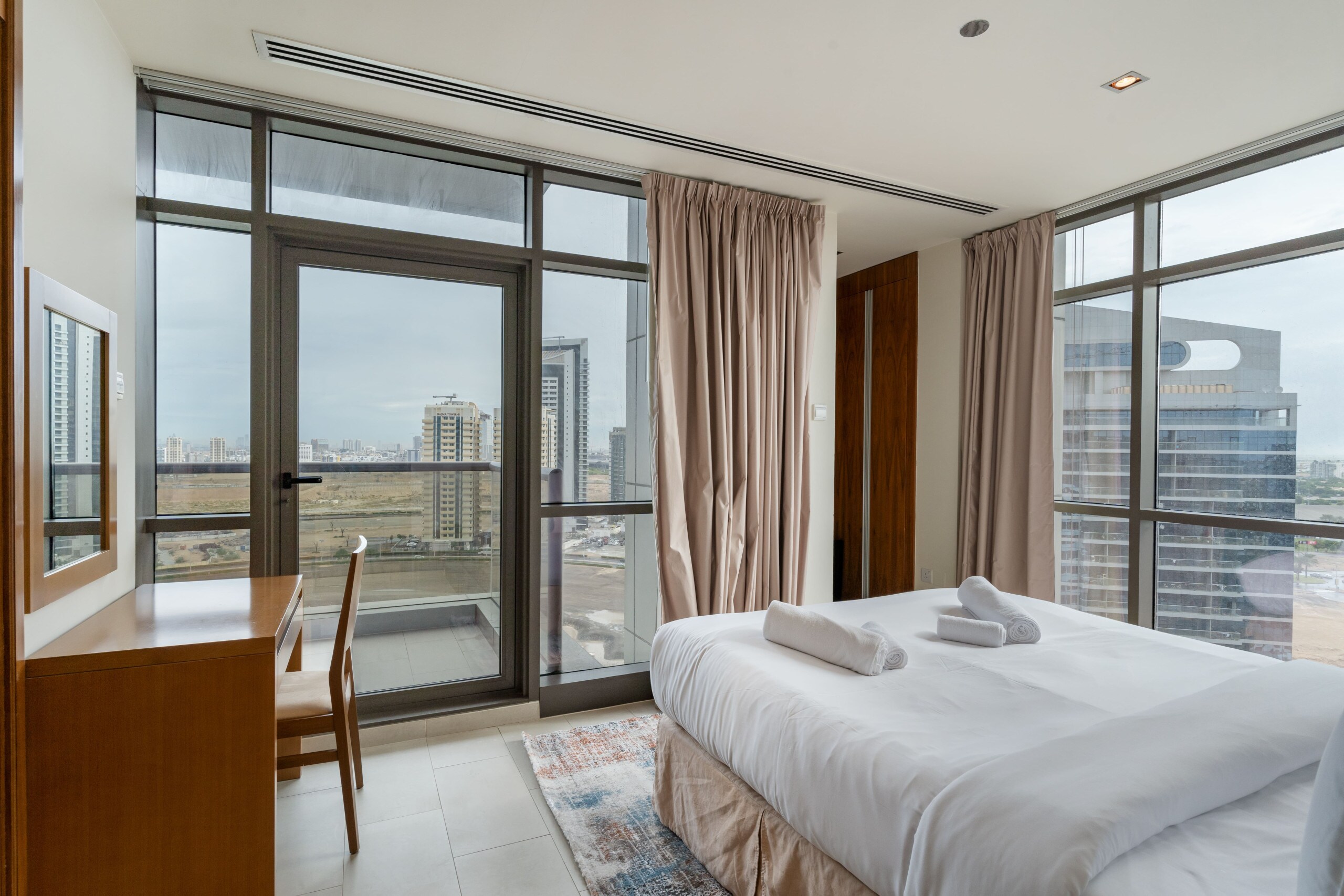 Property Image 1 - Serene 1BR Apartment at Spirit Tower, Dubai Sports City