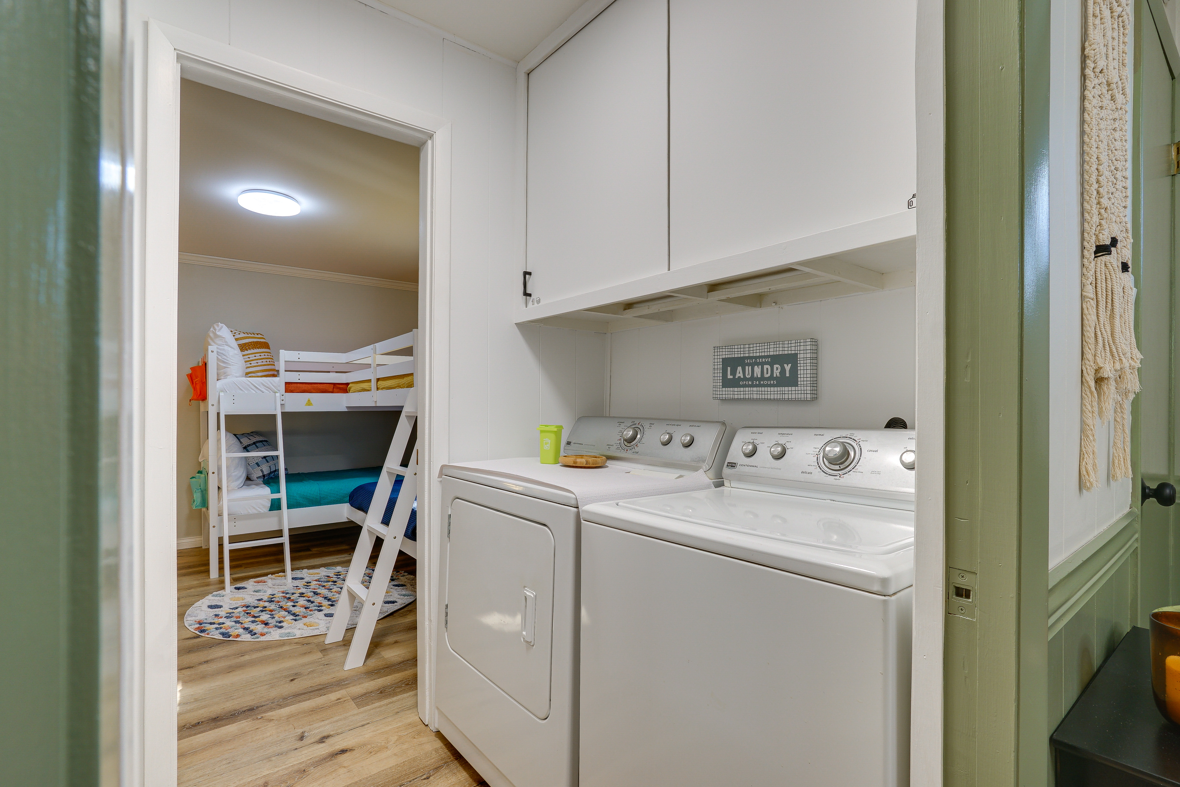 Lakefront Getaway in Leesburg w/ Dock + Kayaks!