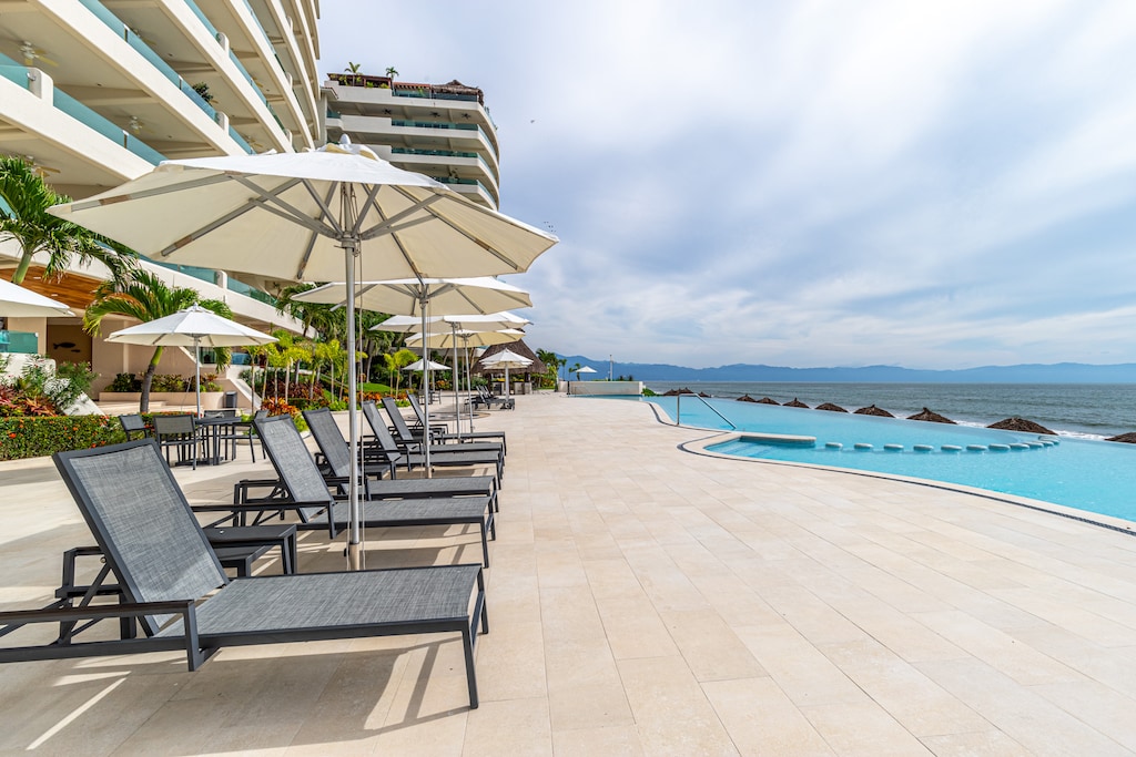 Ocean Front Pool
