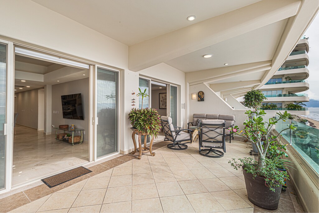 Outdoor Seating area on Private Balcony