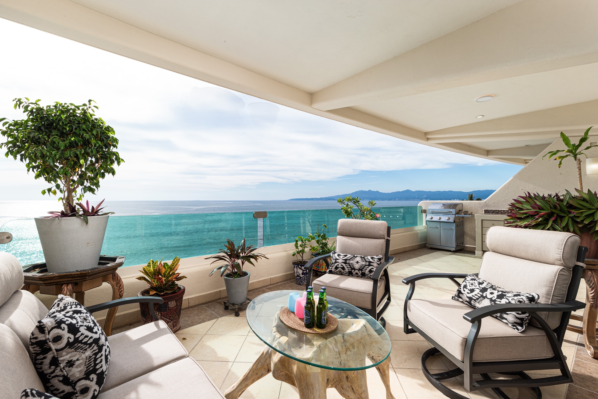 Outdoor Seating Outdoor Seating