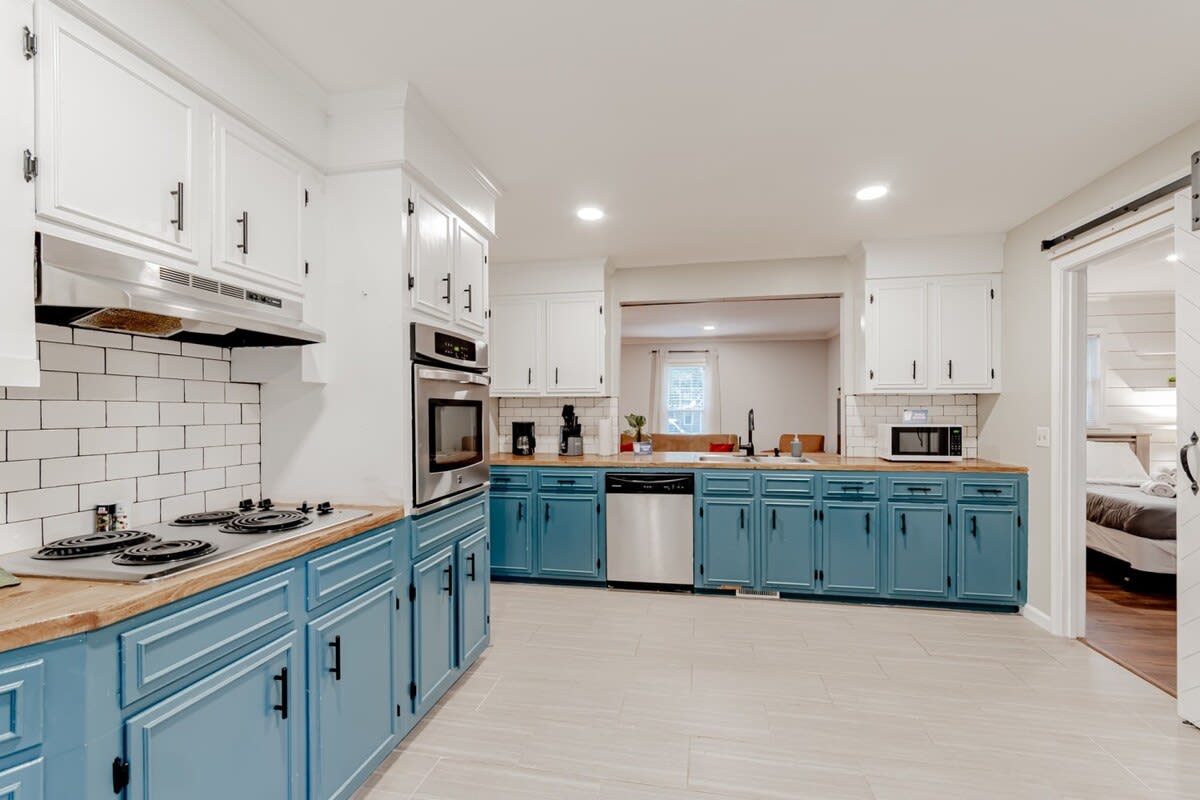 Fully updated kitchen complete with all you need to "settle in."