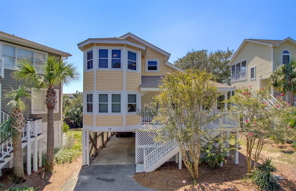 72 Pelican Bay, Welcome