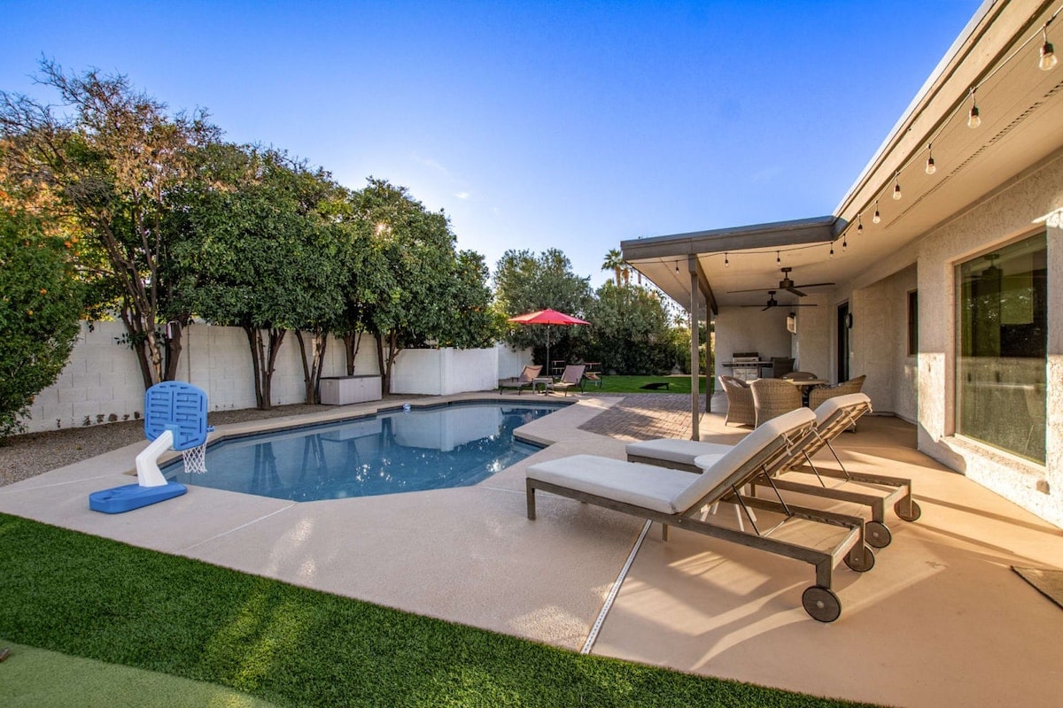 Your Own Private Back Yard Oasis with Private Pool