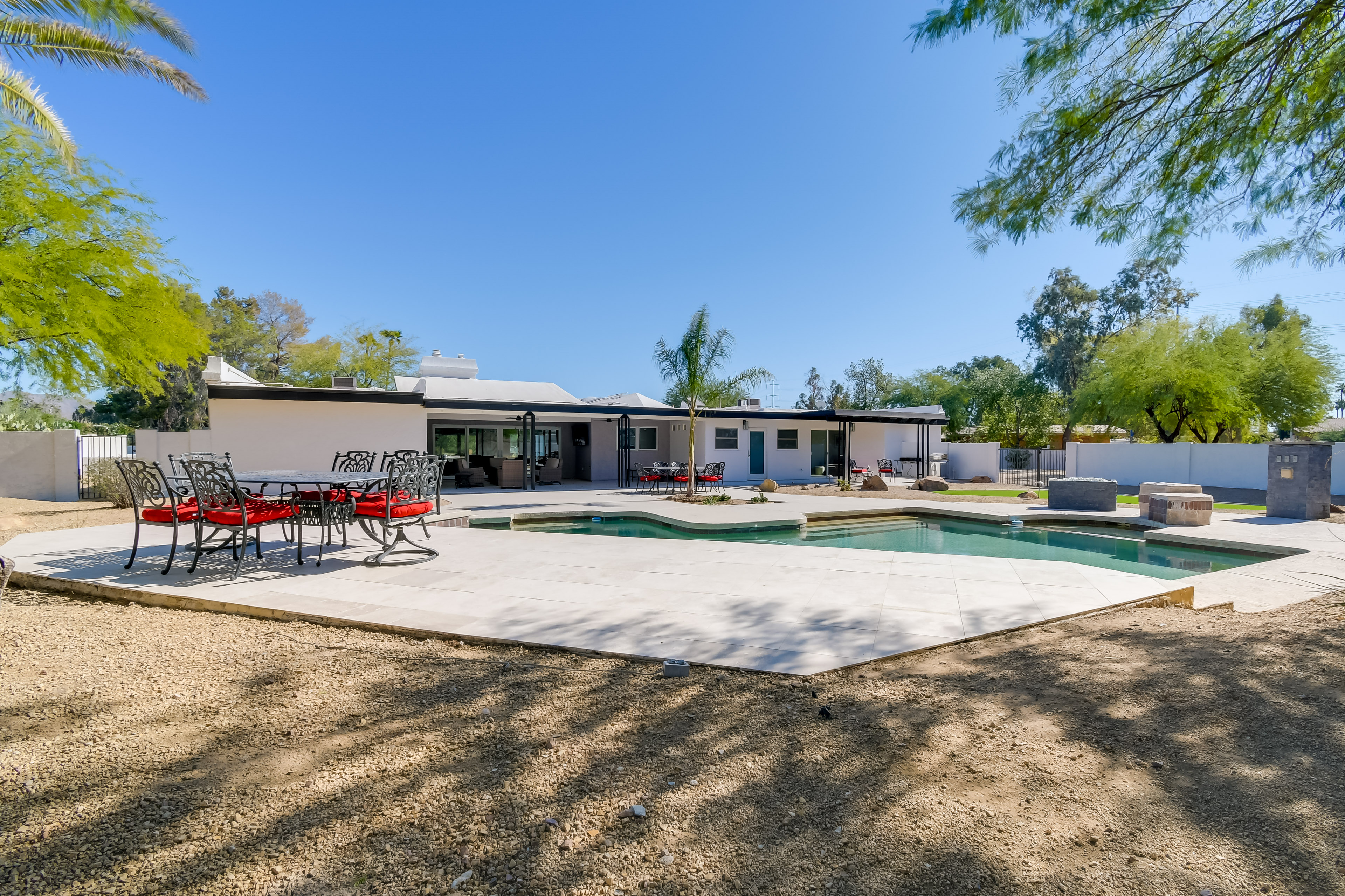 Property Image 2 - Luxury Scottsdale Home w/ Private Pool & Gas Grill