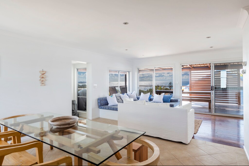 Beachies - Angourie accommodation with ocean views - Open plan kitchen, living & dining with ocean views