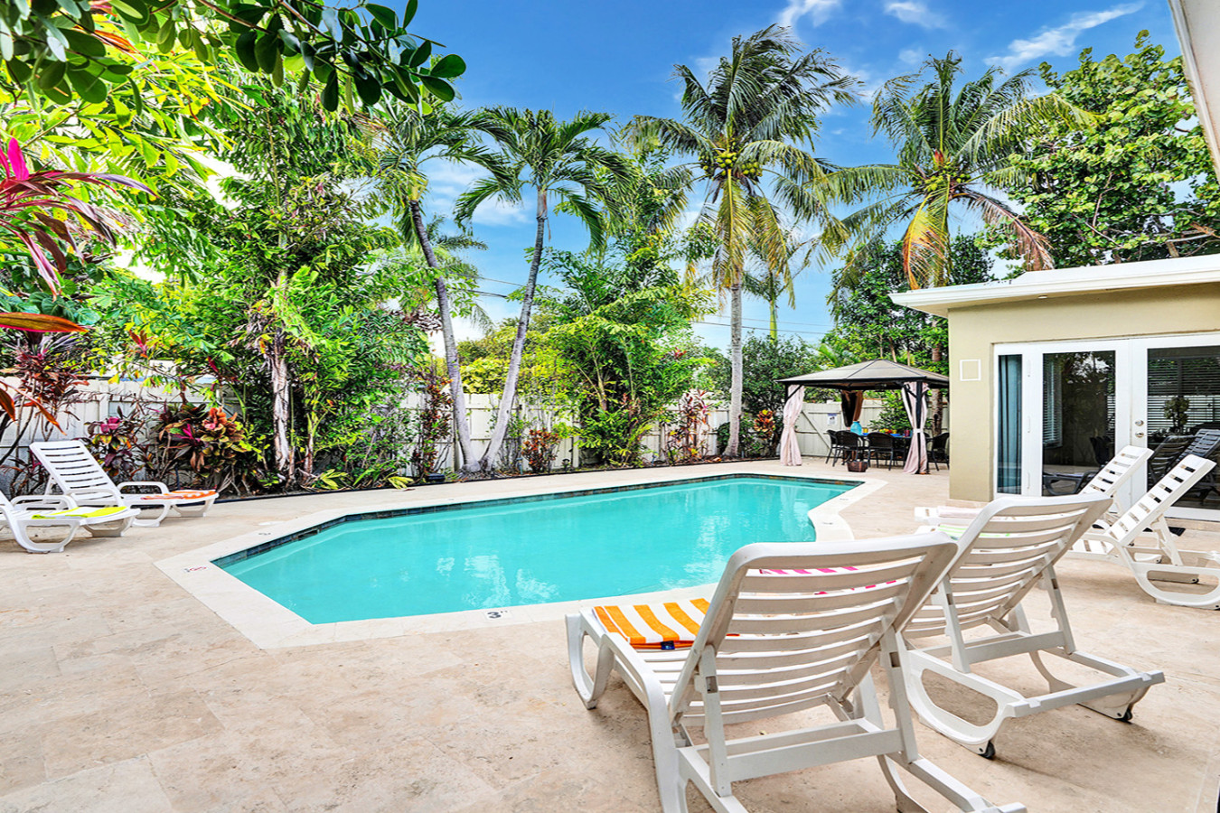 Property Image 2 - Elegant 4BR Villa Heated Pool Near Hollywood Beach