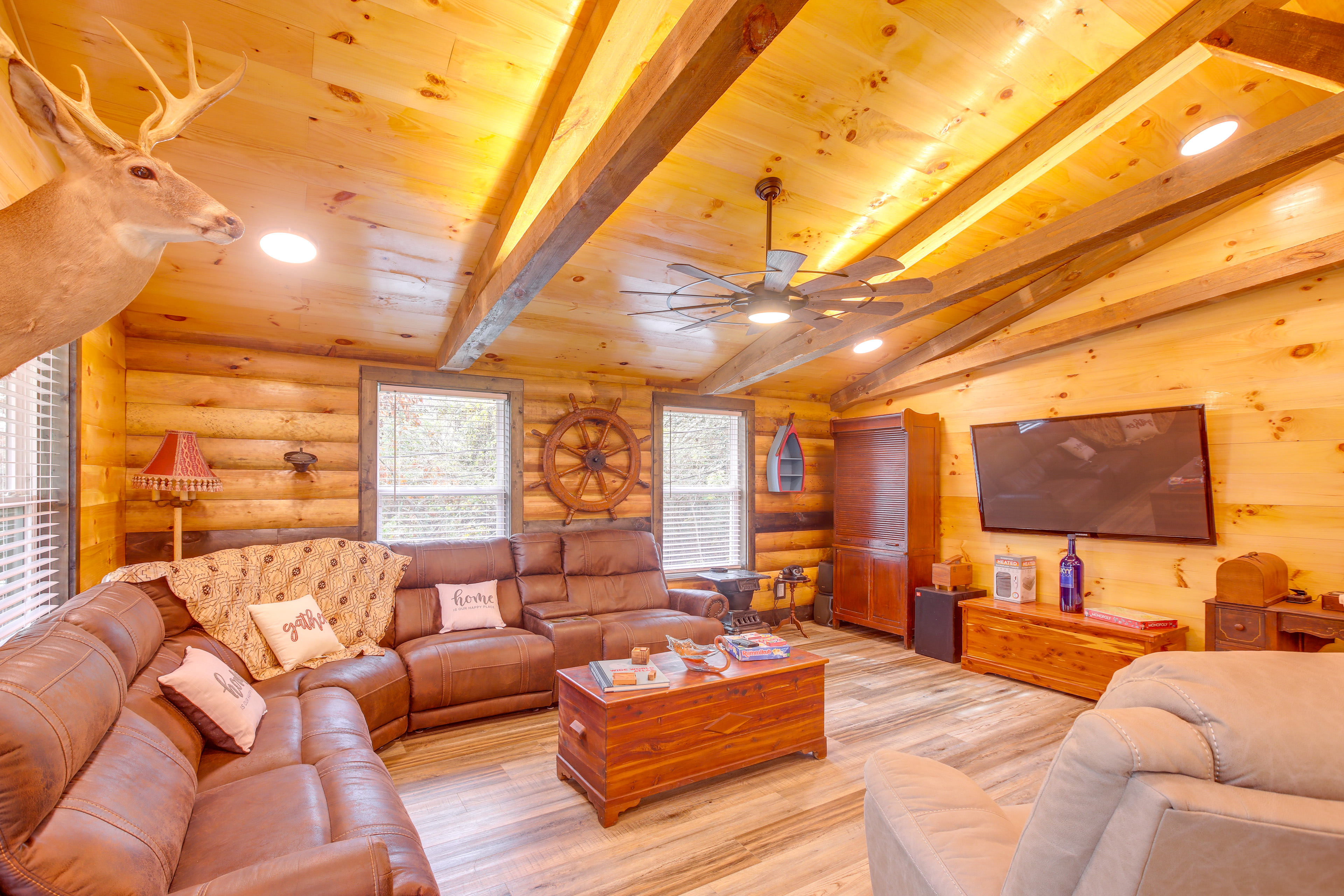 Property Image 2 - Pet-Friendly Chattanooga Cabin w/ Hot Tub & Kayaks