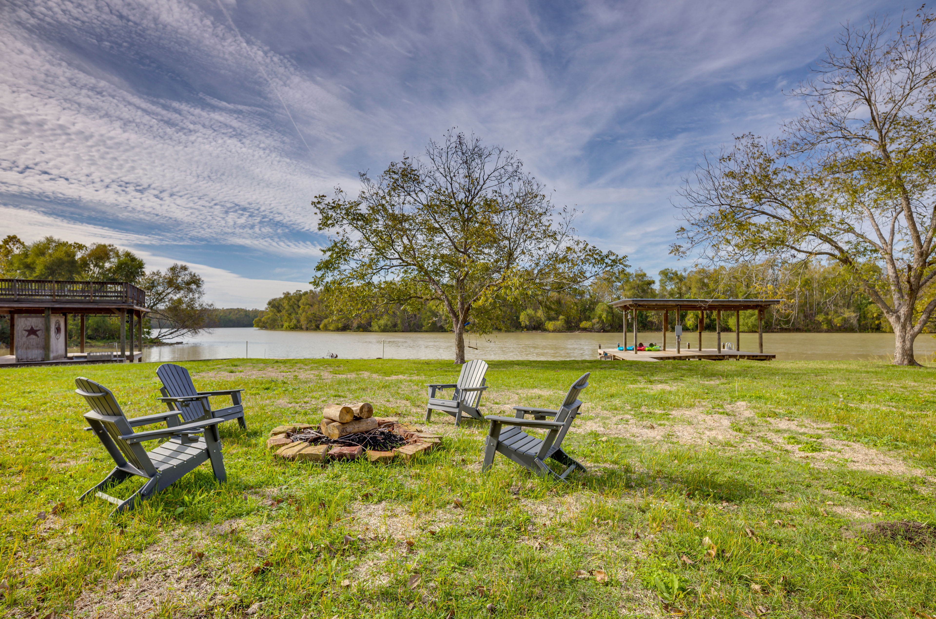 Property Image 2 - Huntsville Home w/ Boat Dock on Trinity River!