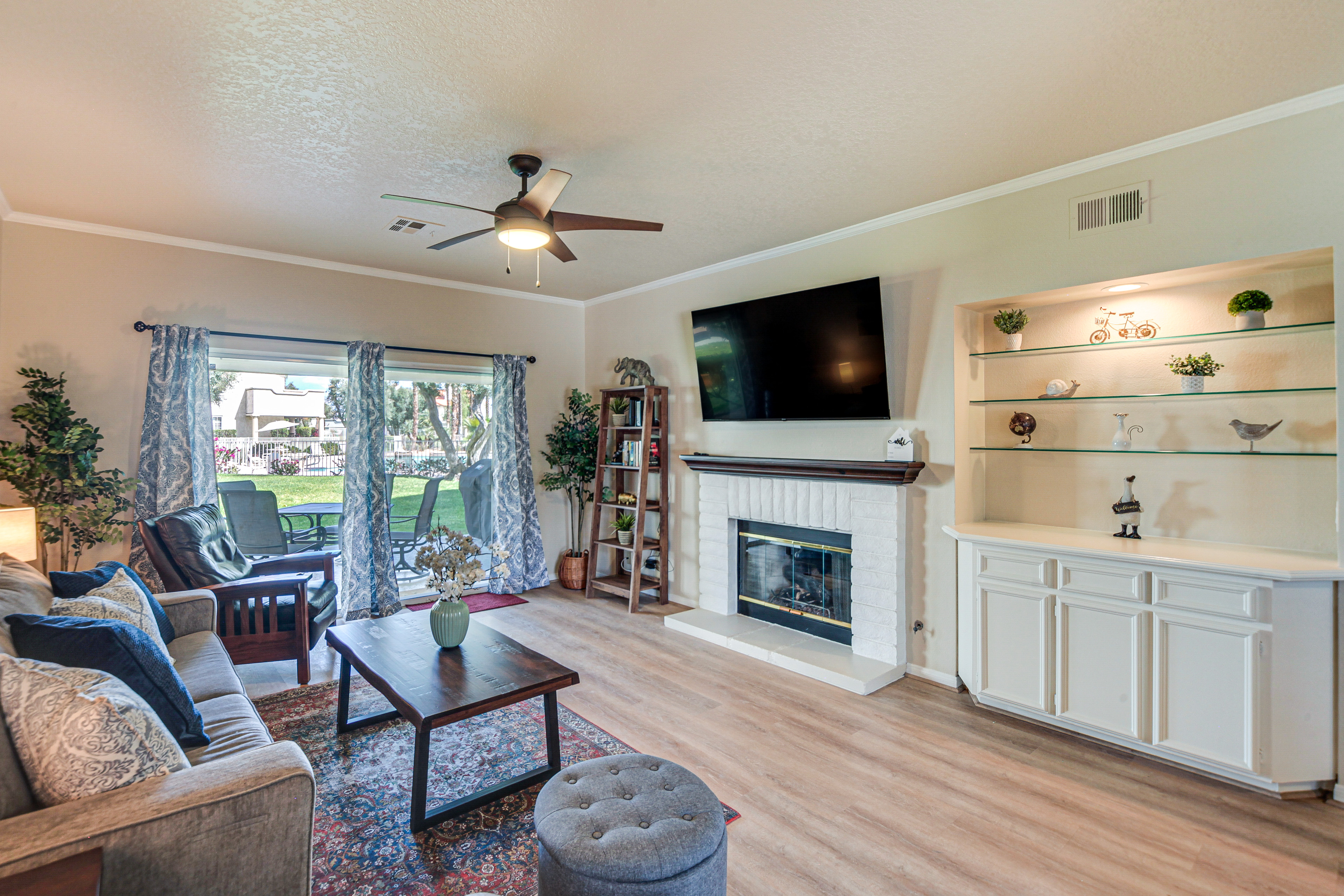 Property Image 2 - Palm Desert Condo w/ Patio & Community Perks!