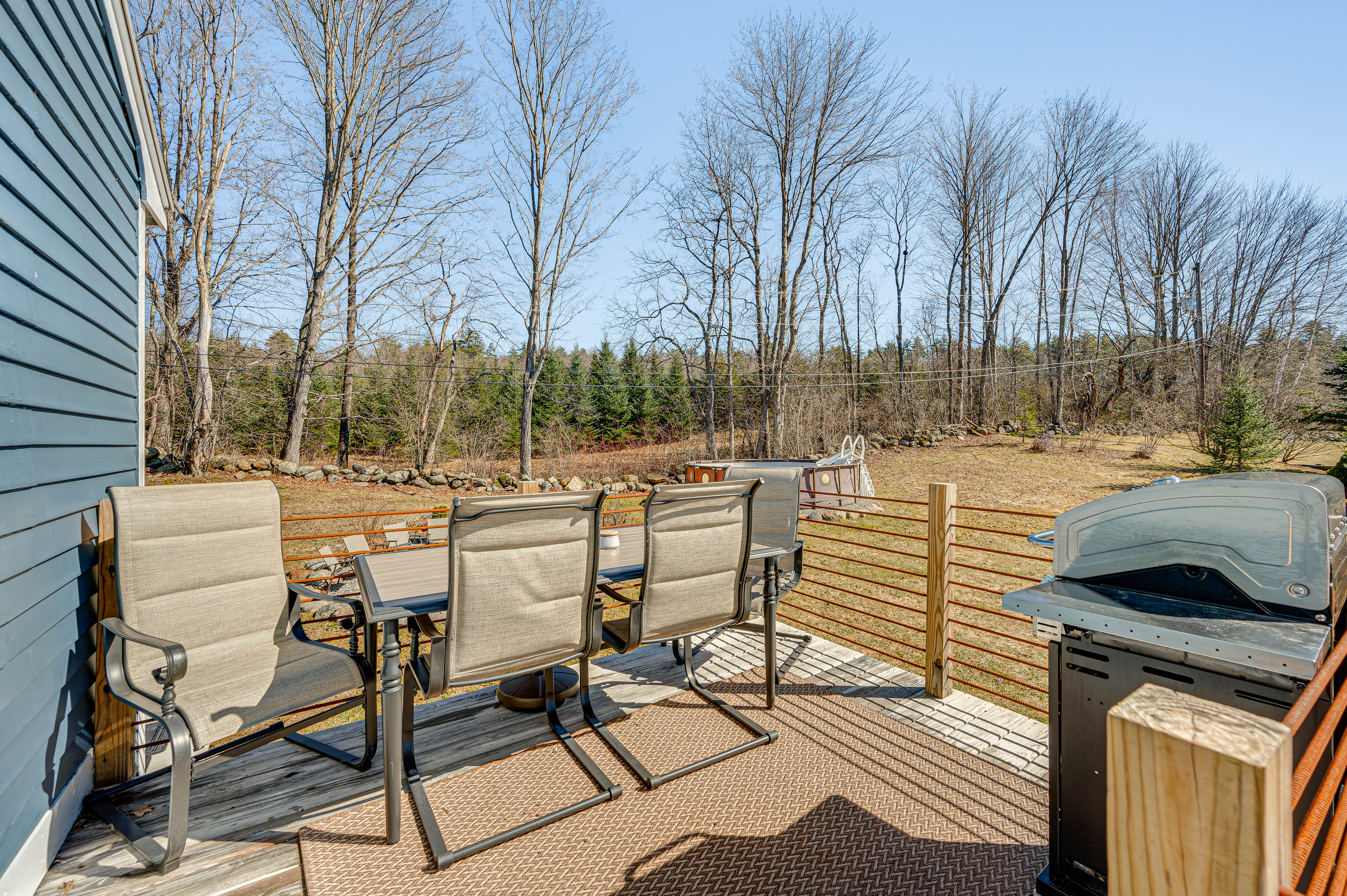 'Over Andover' Retreat w/ Hot Tub: Walk to Lake!