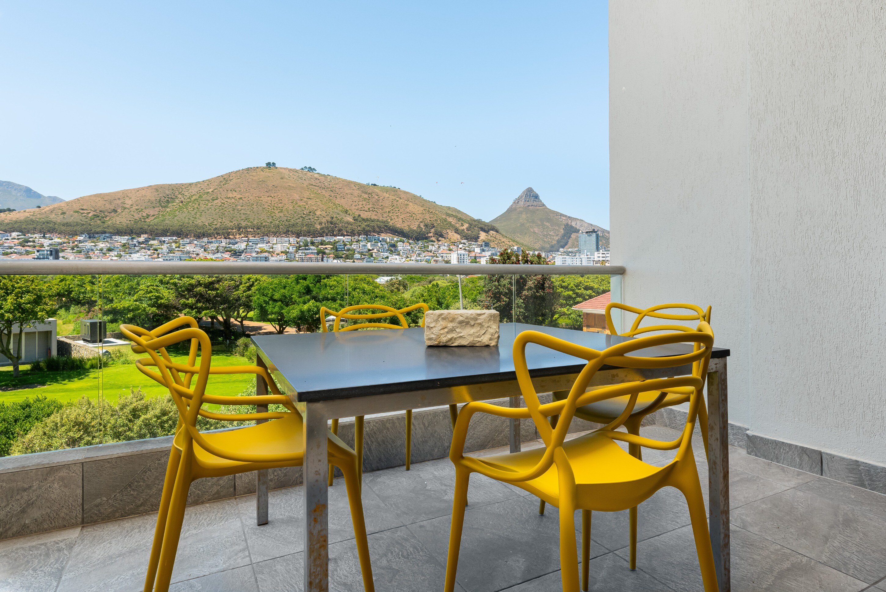 Property Image 2 - Mouille Point Loft | Mountain View | Backup Power