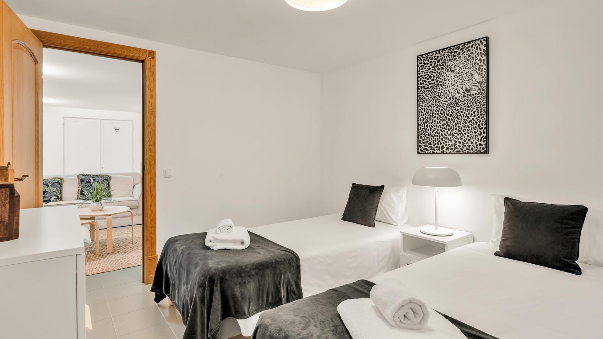 Elegant Algarve Villa Close to the Beach in QDL Elegant Algarve Villa Close to the Beach in QDL