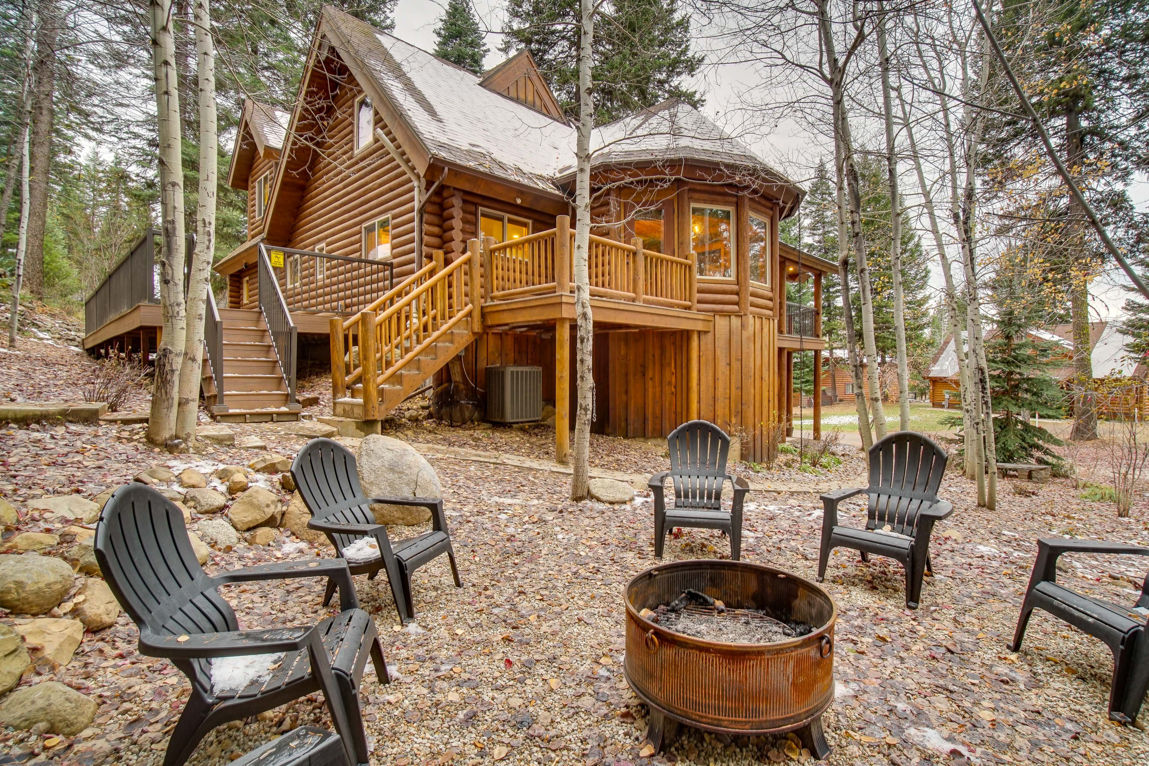 FamilyFriendly McCall Cabin w/ Private Hot Tub! Home Rental in McCall